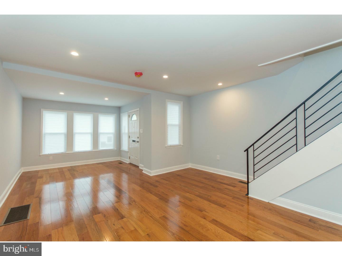 WEST OAK LANE - Residential