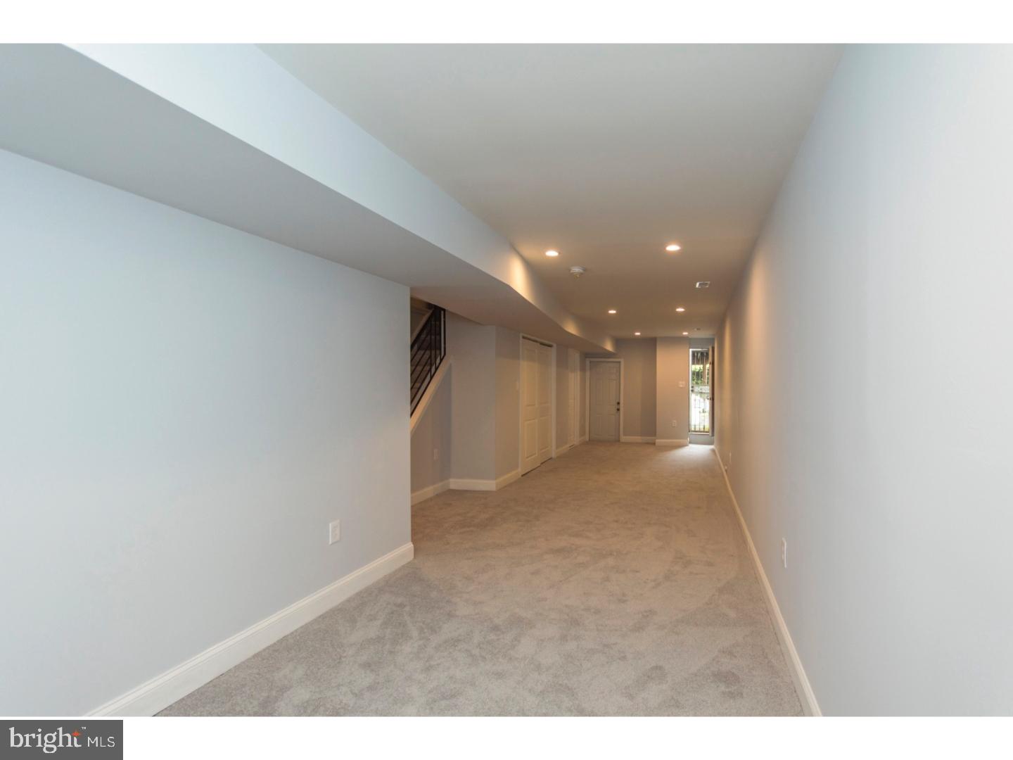 WEST OAK LANE - Residential