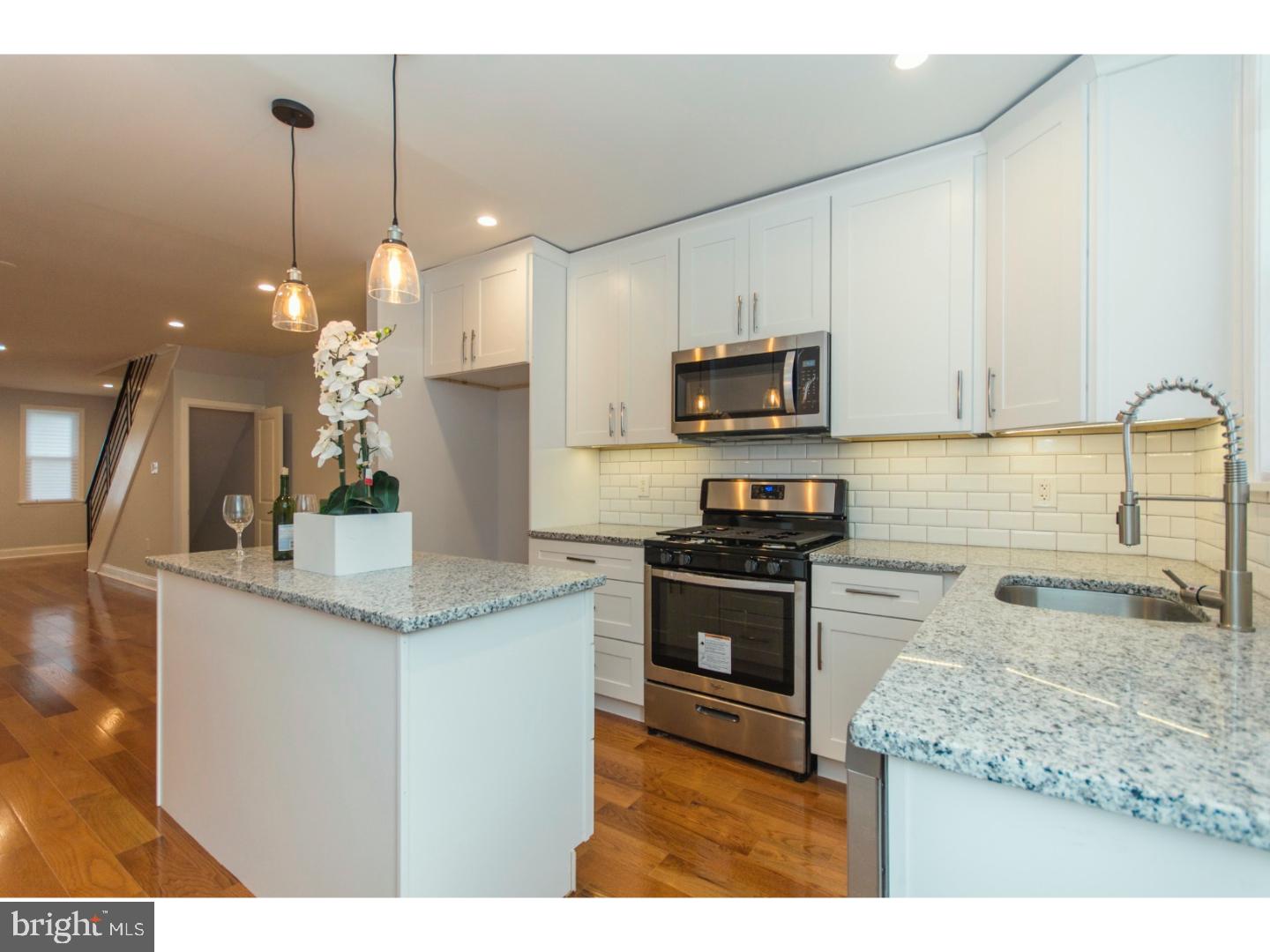 WEST OAK LANE - Residential