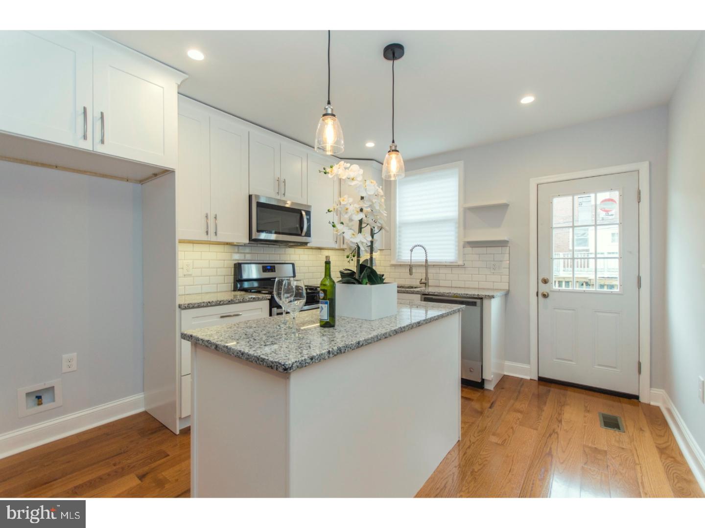 WEST OAK LANE - Residential