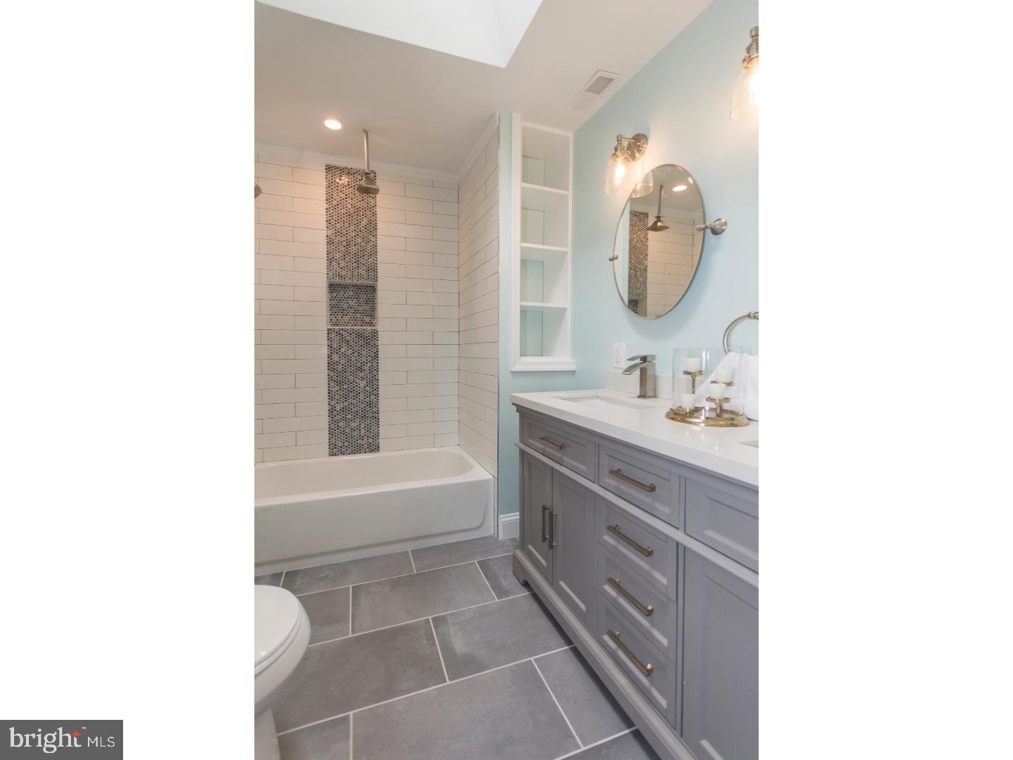 WEST OAK LANE - Residential