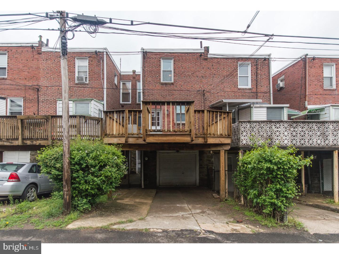 WEST OAK LANE - Residential