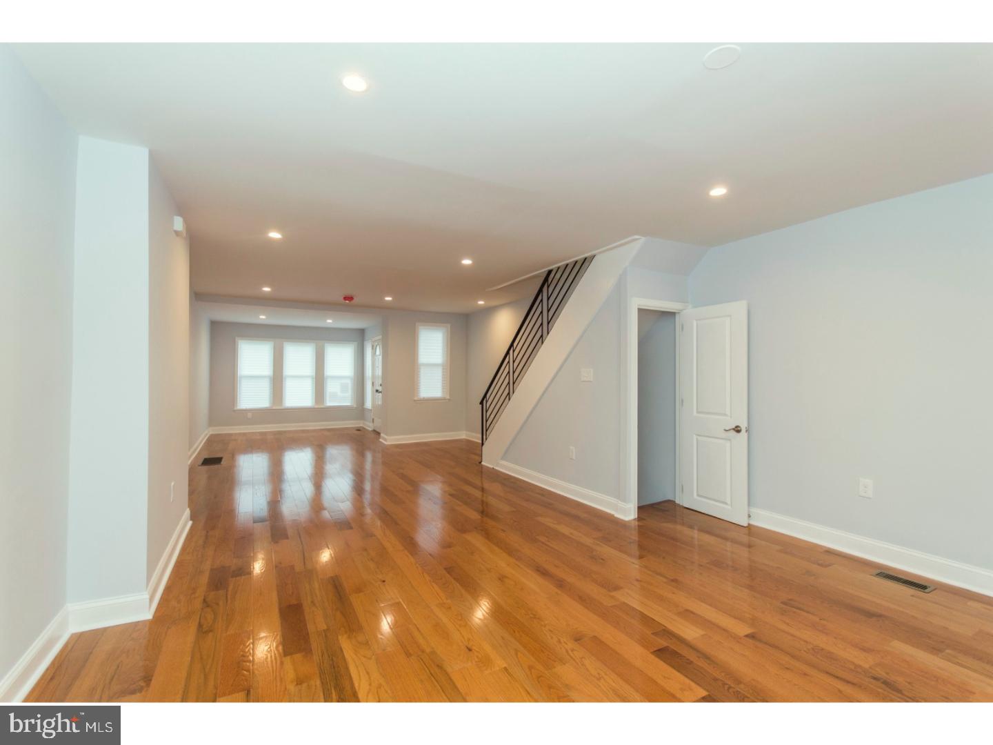 WEST OAK LANE - Residential