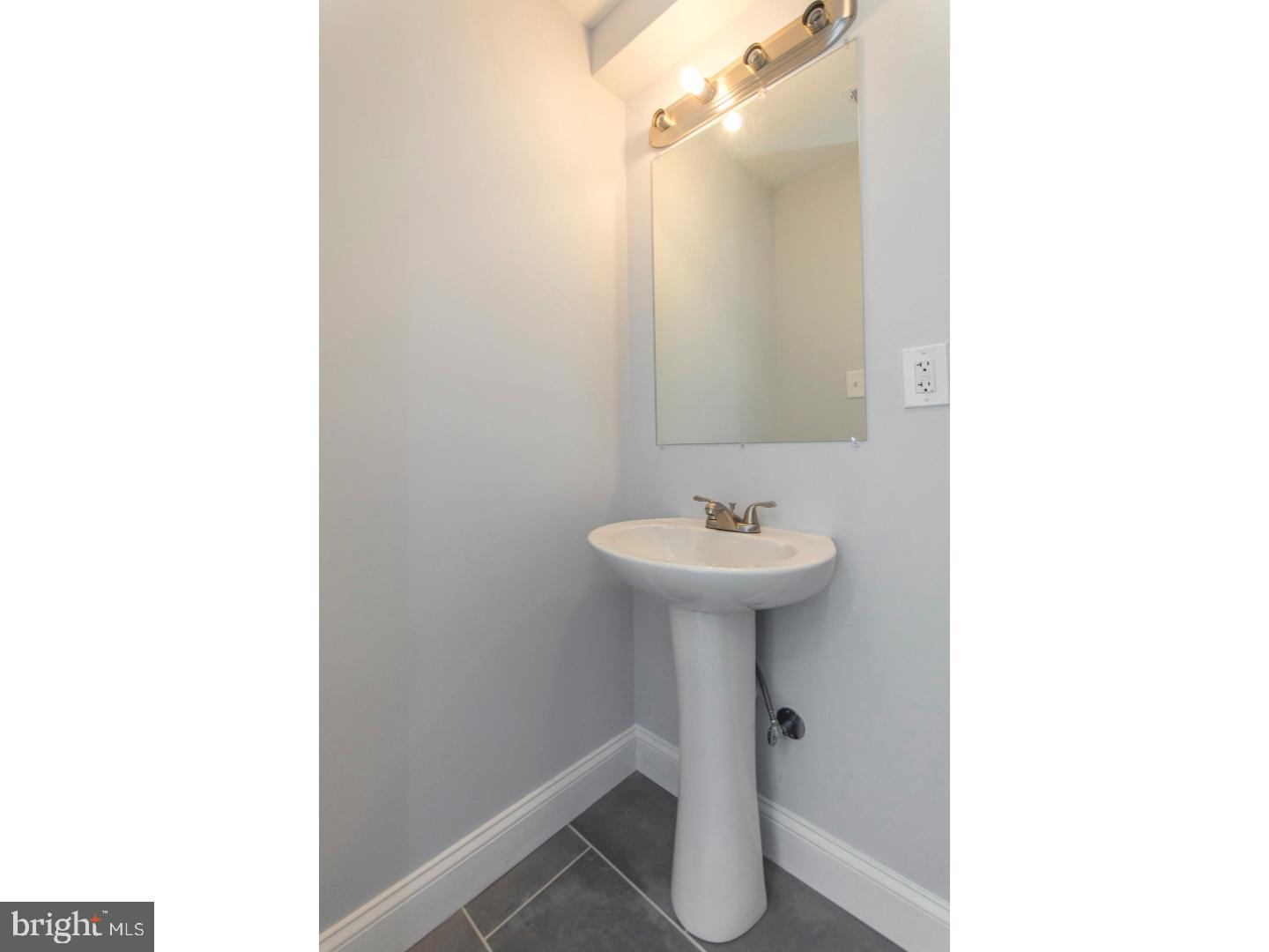 WEST OAK LANE - Residential