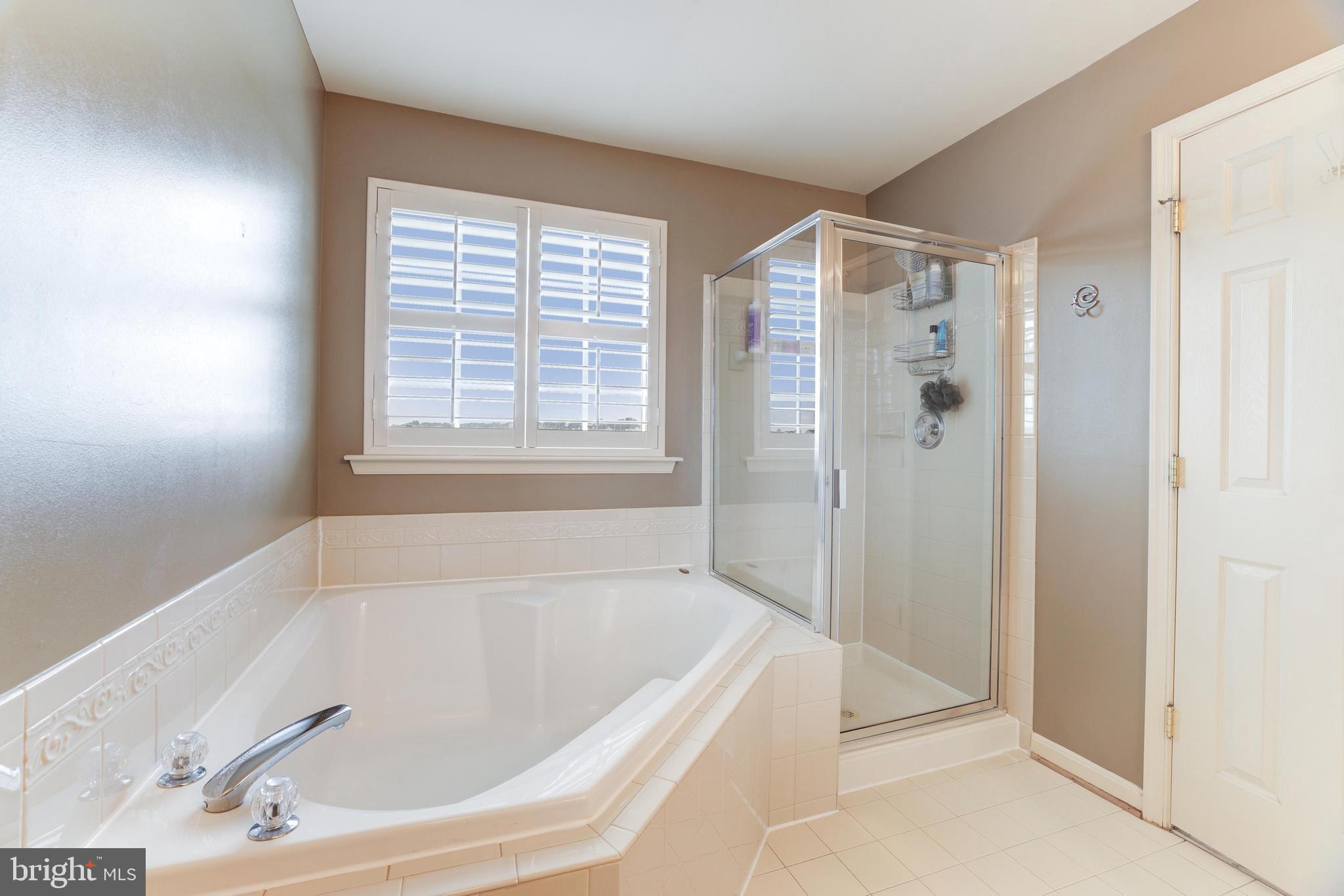 POTOMAC CROSSING - Residential