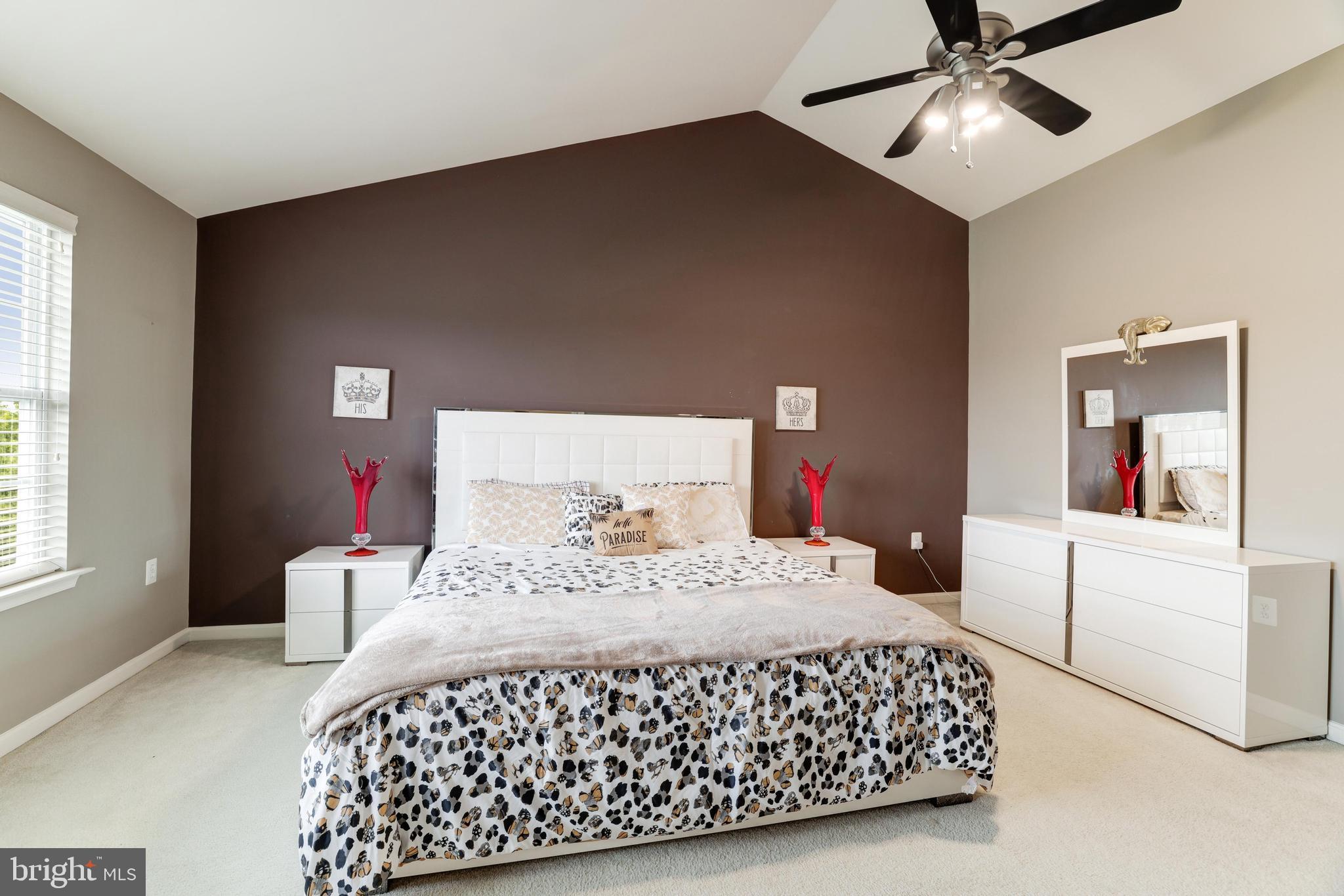 POTOMAC CROSSING - Residential