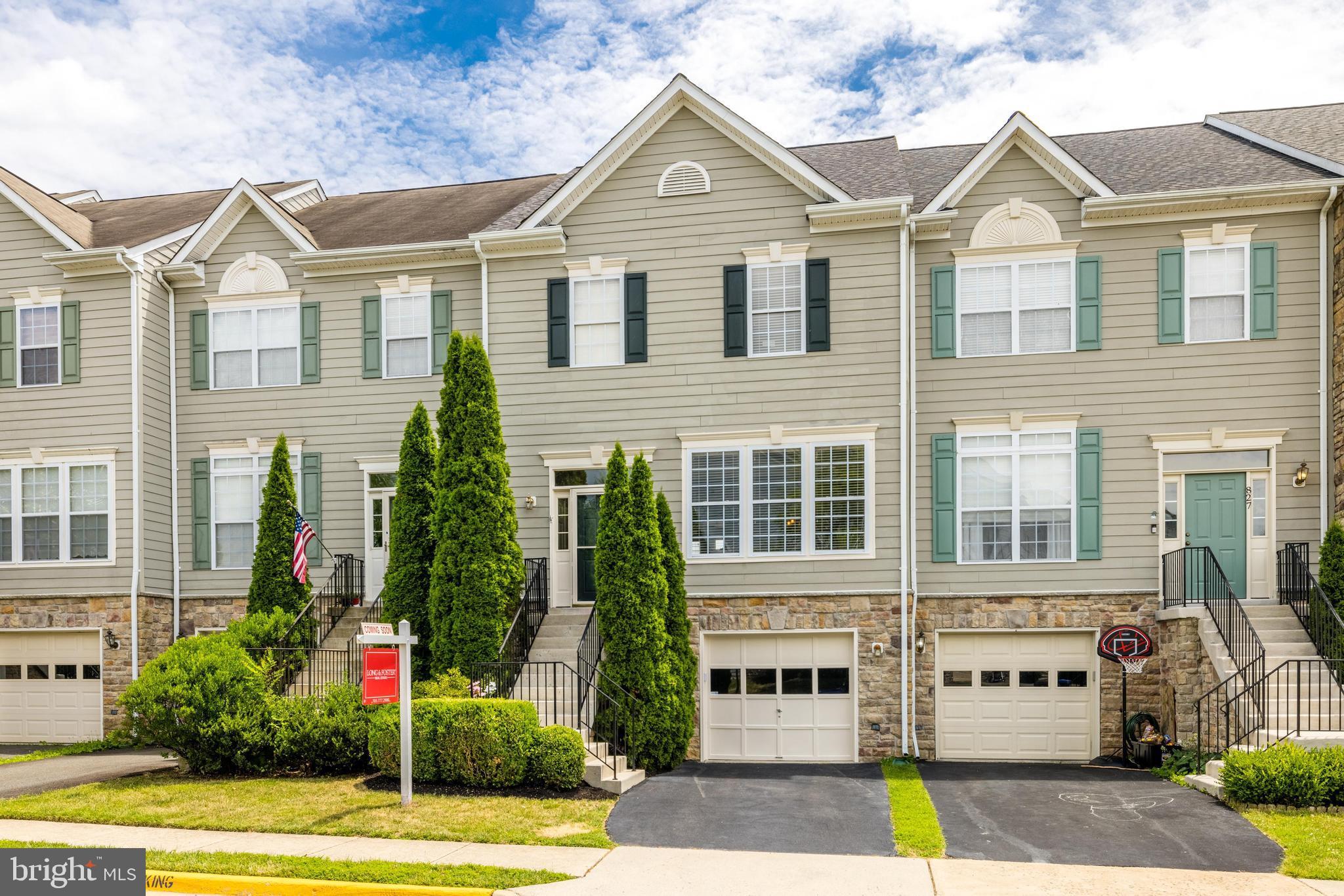 POTOMAC CROSSING - Residential