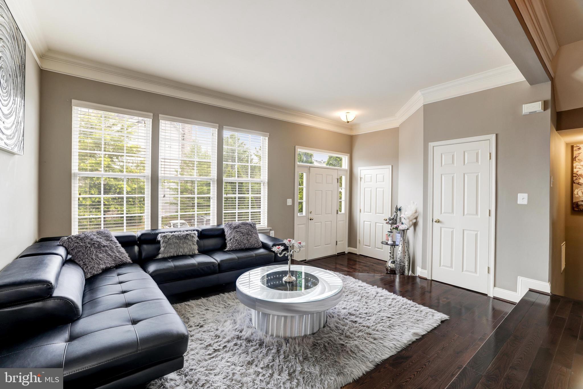 POTOMAC CROSSING - Residential