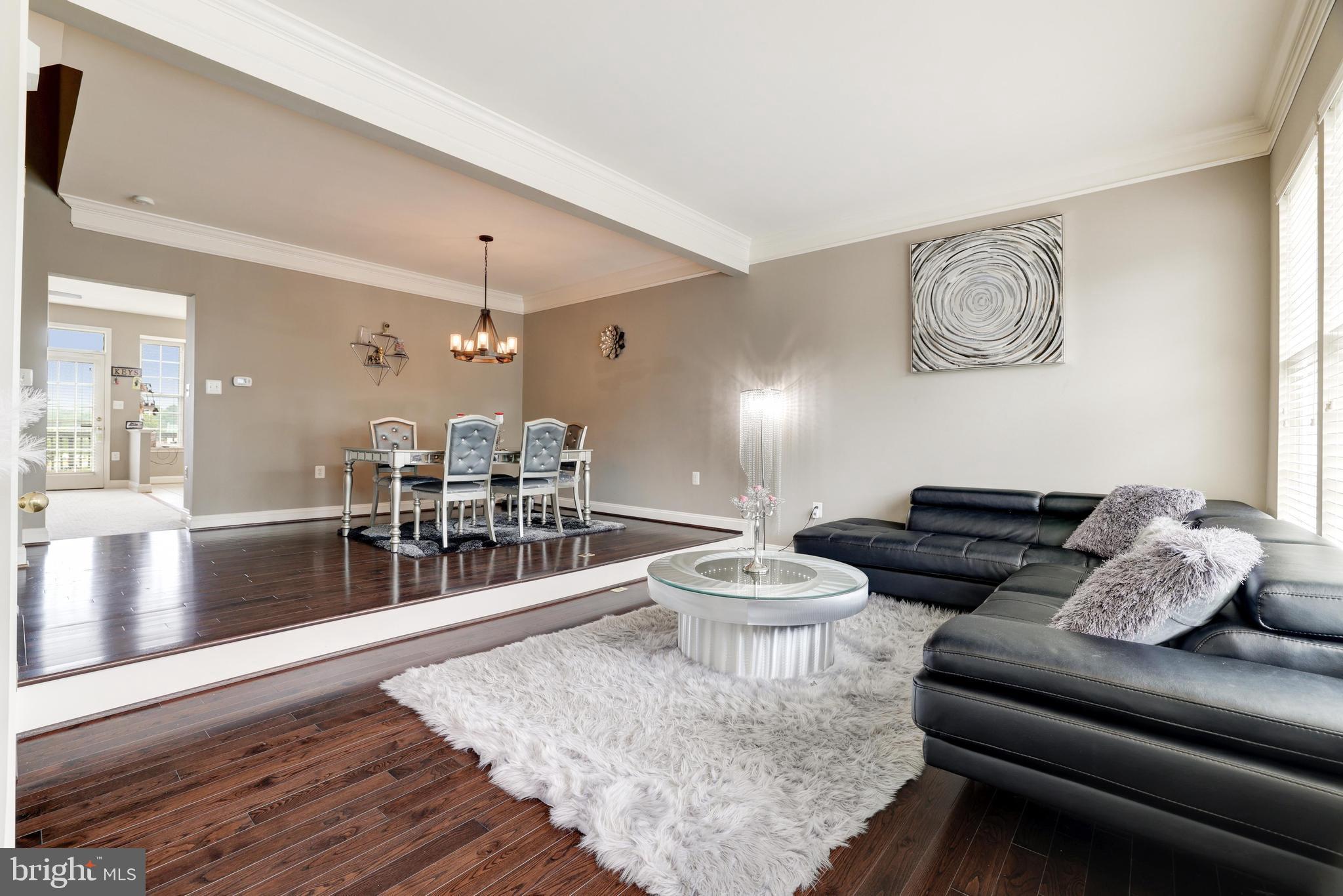 POTOMAC CROSSING - Residential