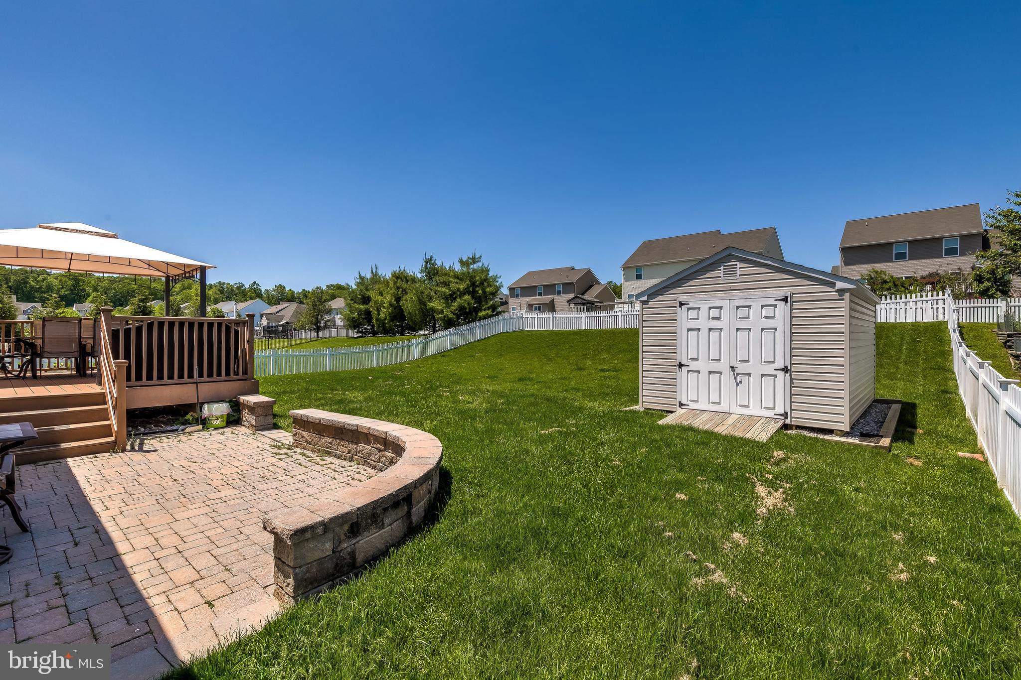 KOLLER POINTE - Residential