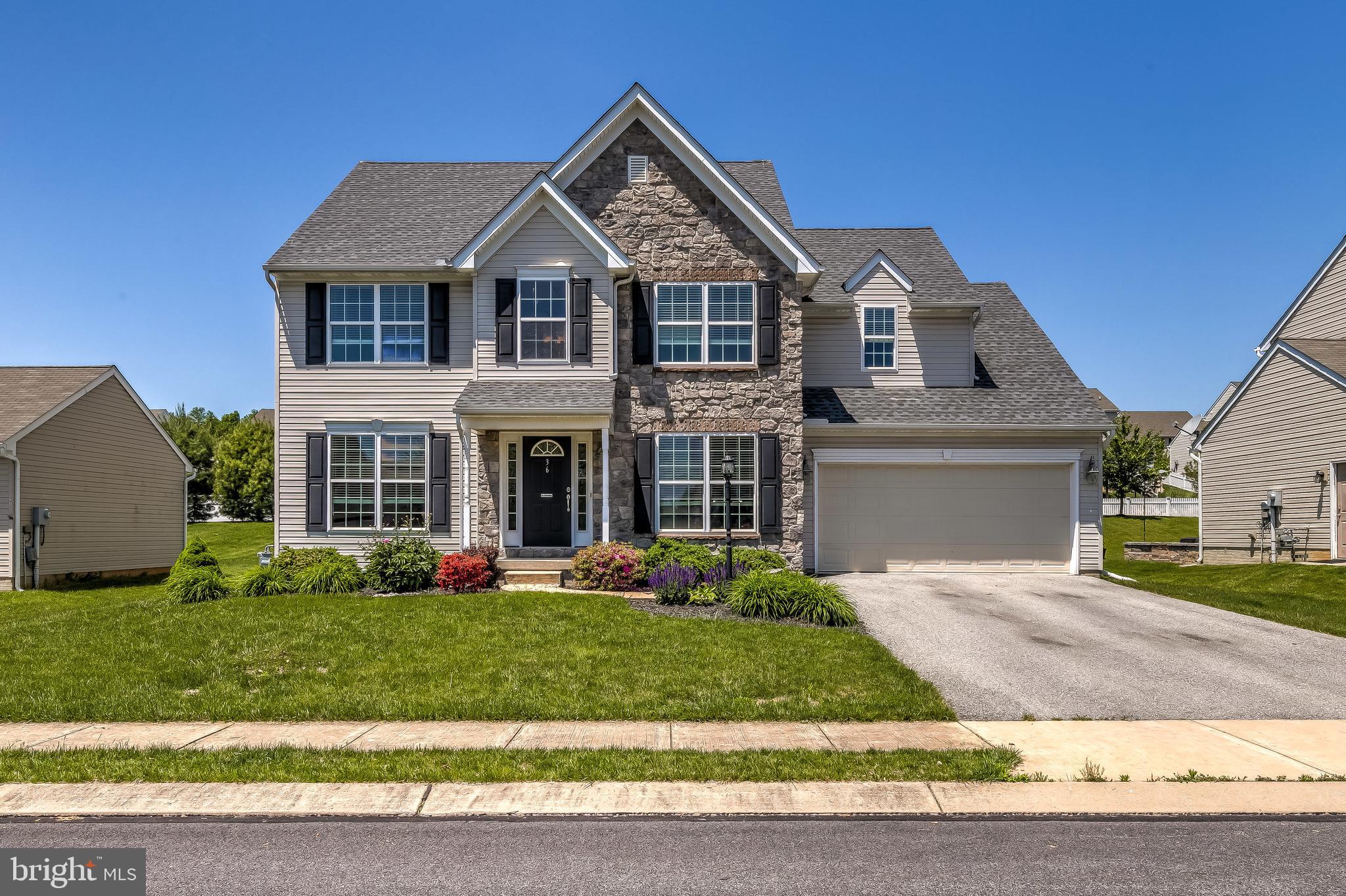 KOLLER POINTE - Residential