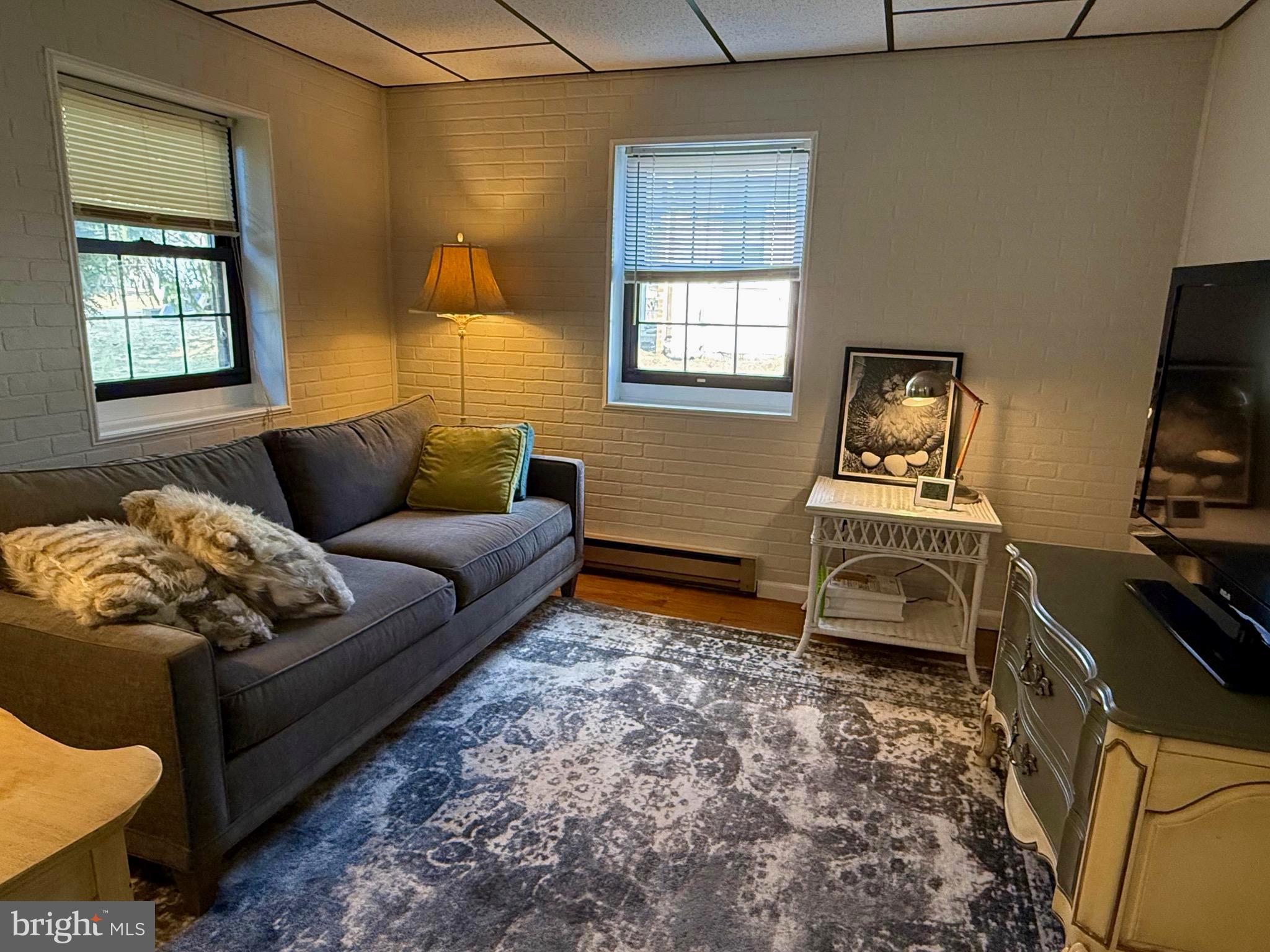 PIKE VIEW ACRES - Residential