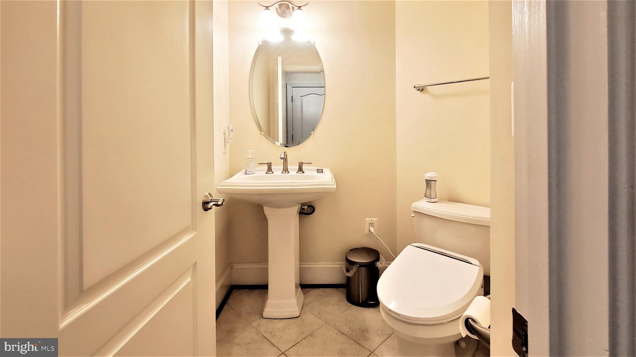 RESERVE AT STONE HILL - Residential Lease