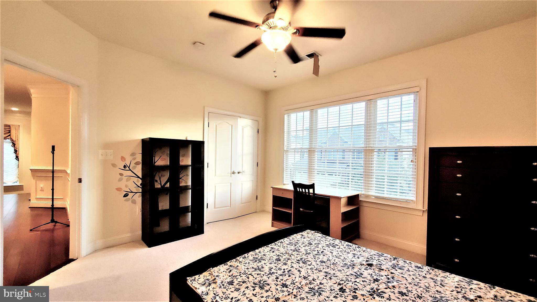 RESERVE AT STONE HILL - Residential Lease