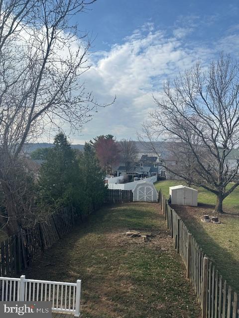 BROOKFIELD - Residential