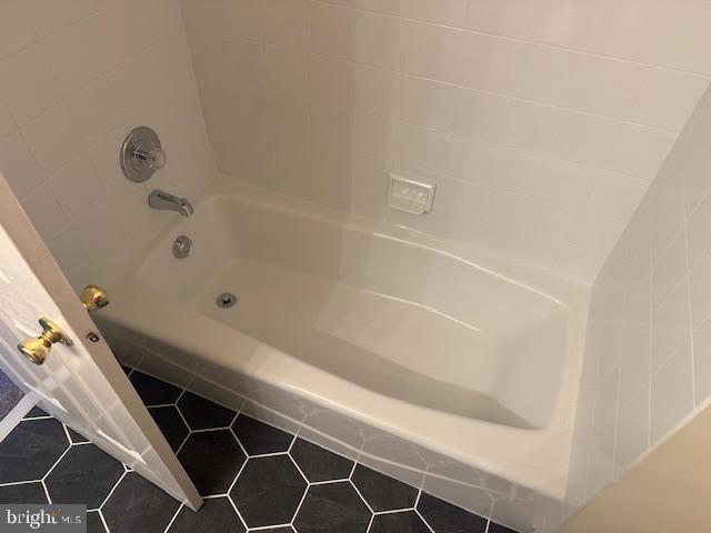 BROOKFIELD - Residential