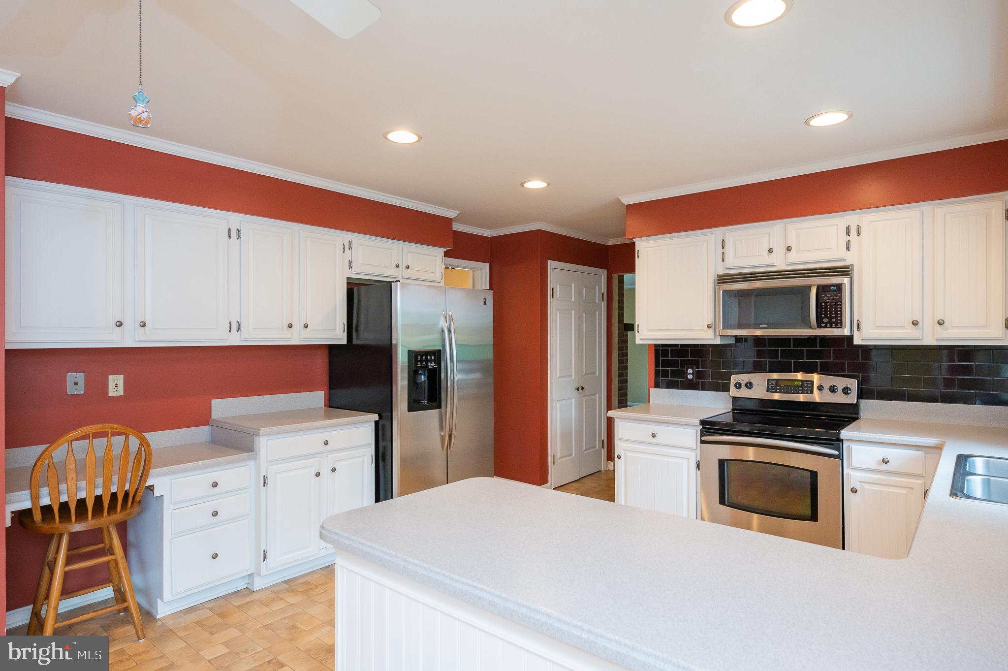 PLEASANT VIEW FARMS - Residential