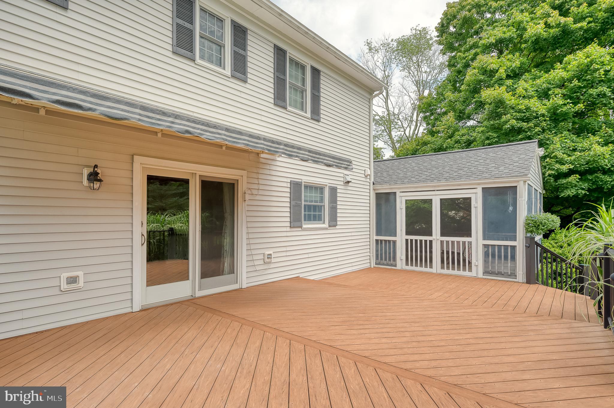 PLEASANT VIEW FARMS - Residential