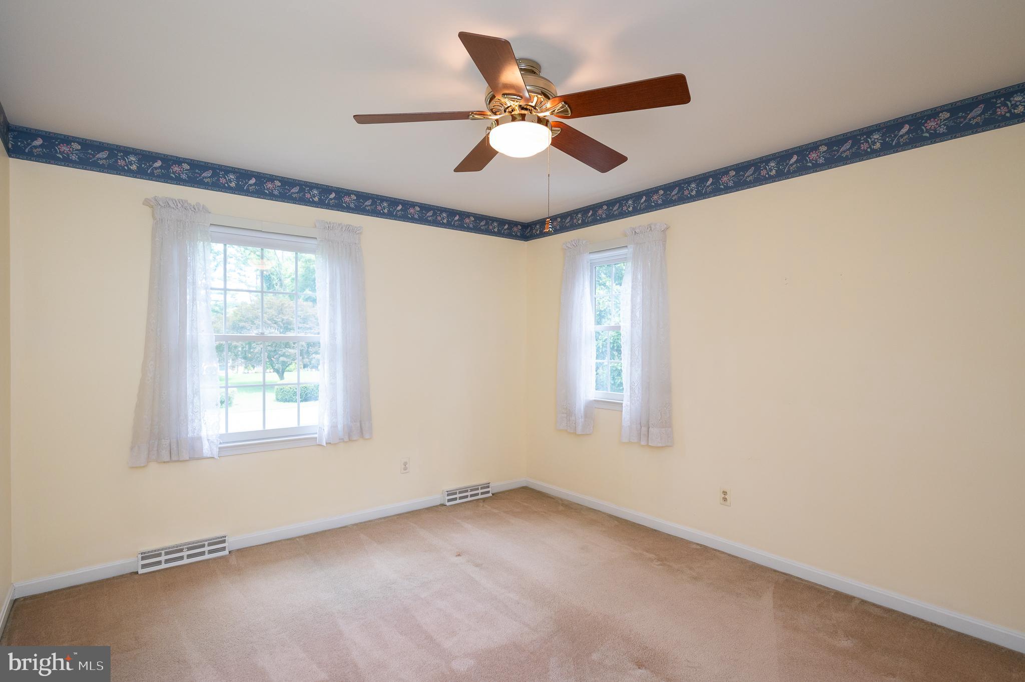 PLEASANT VIEW FARMS - Residential