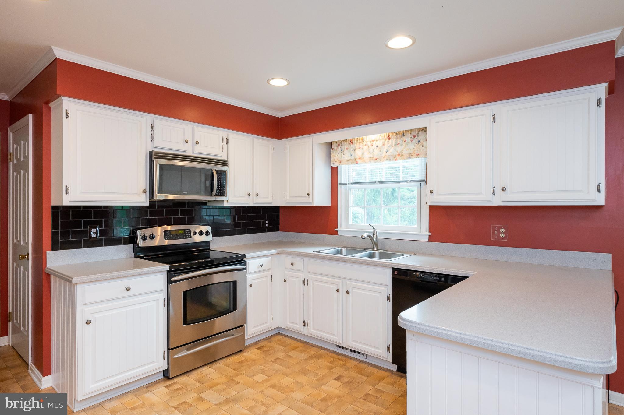 PLEASANT VIEW FARMS - Residential