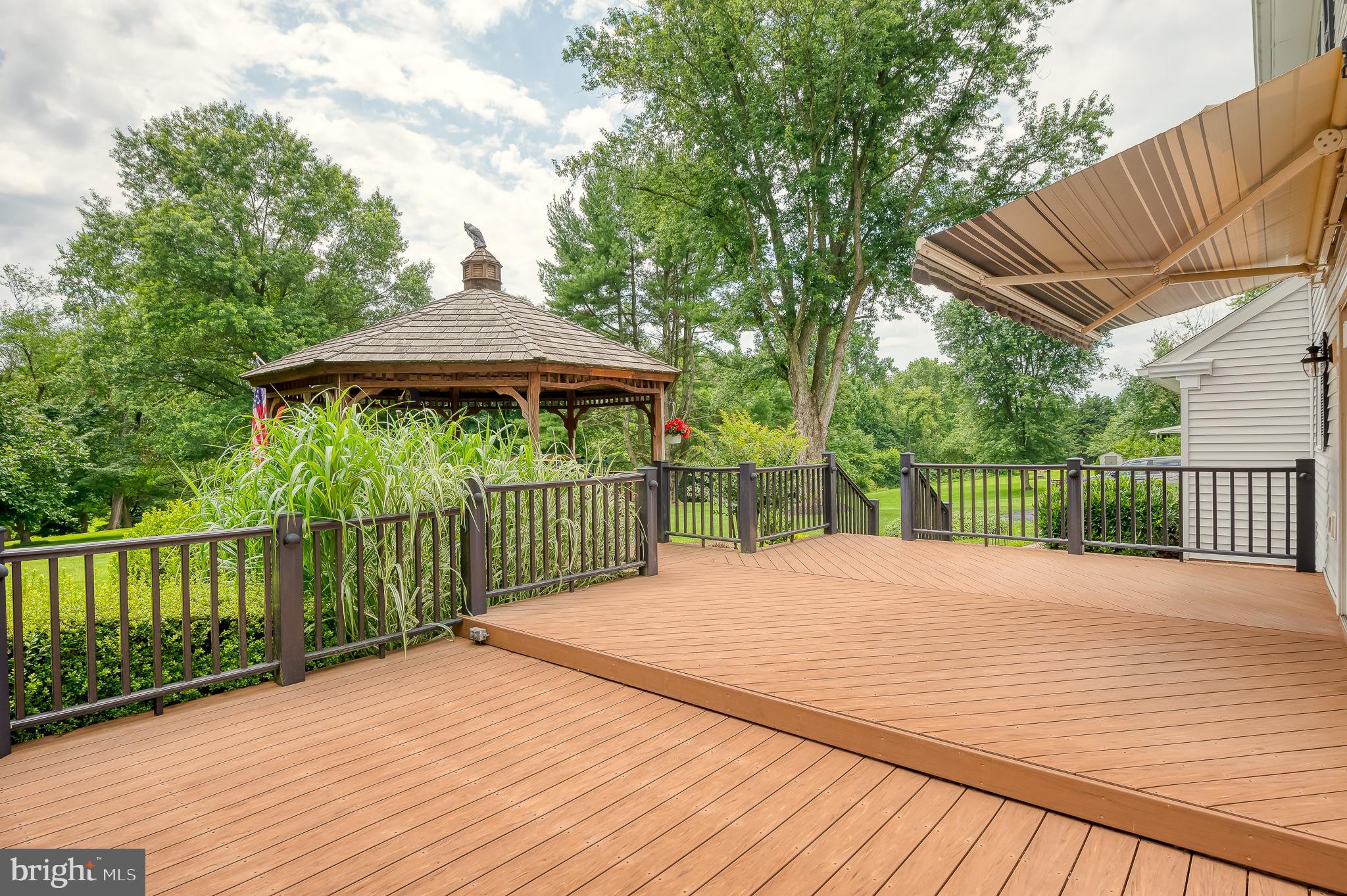 PLEASANT VIEW FARMS - Residential