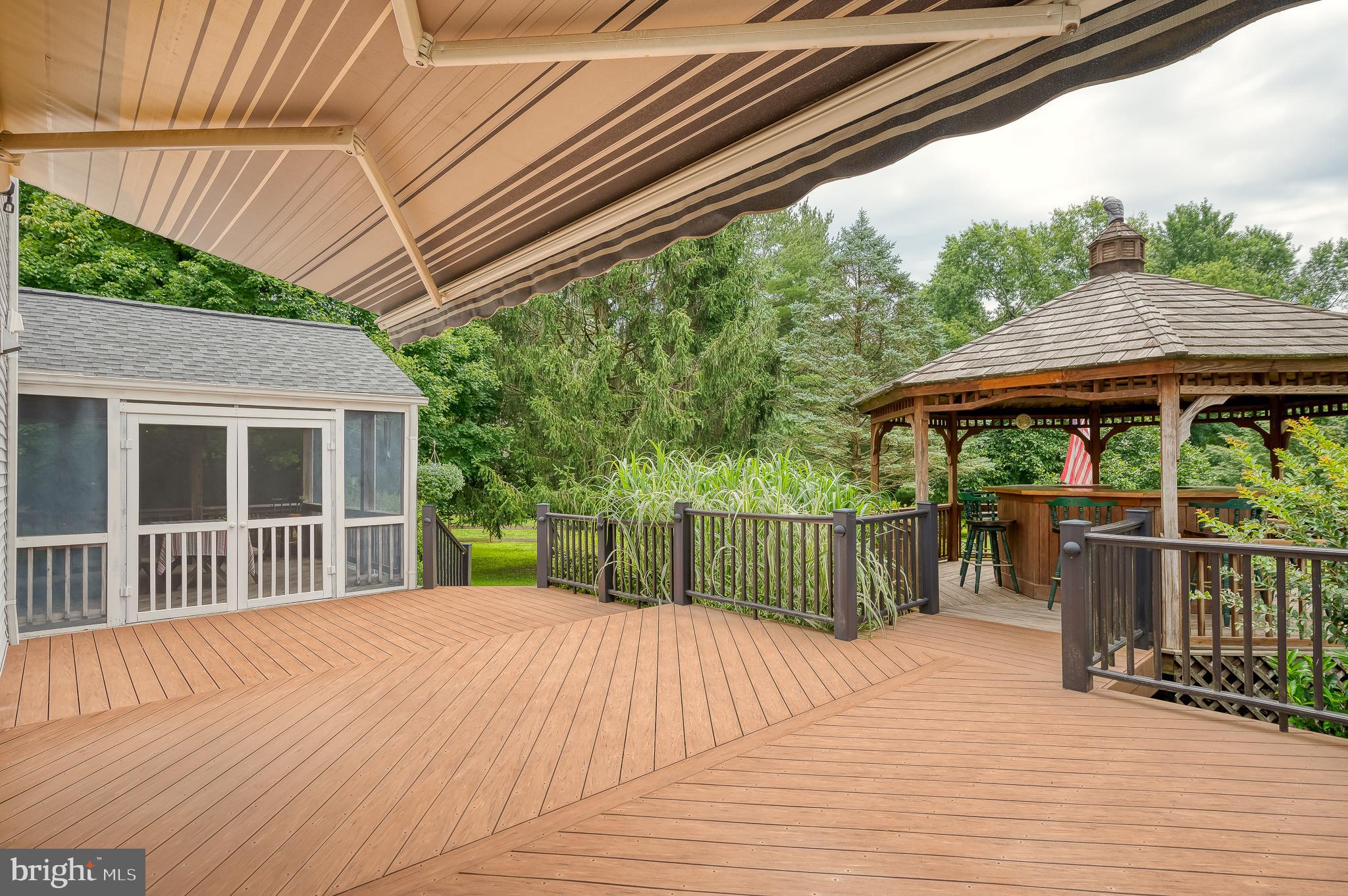 PLEASANT VIEW FARMS - Residential