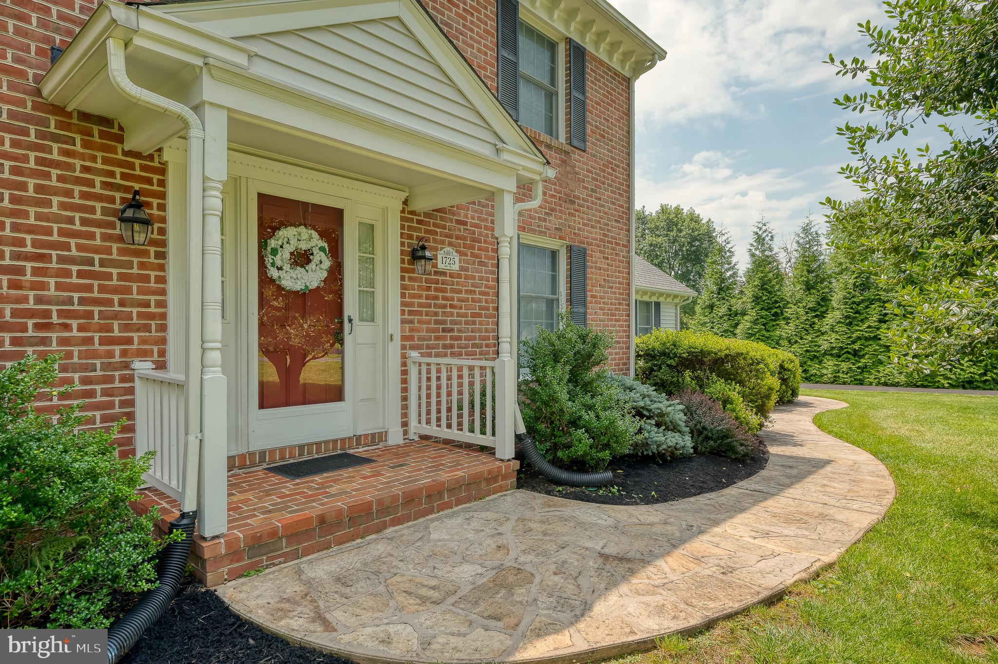 PLEASANT VIEW FARMS - Residential