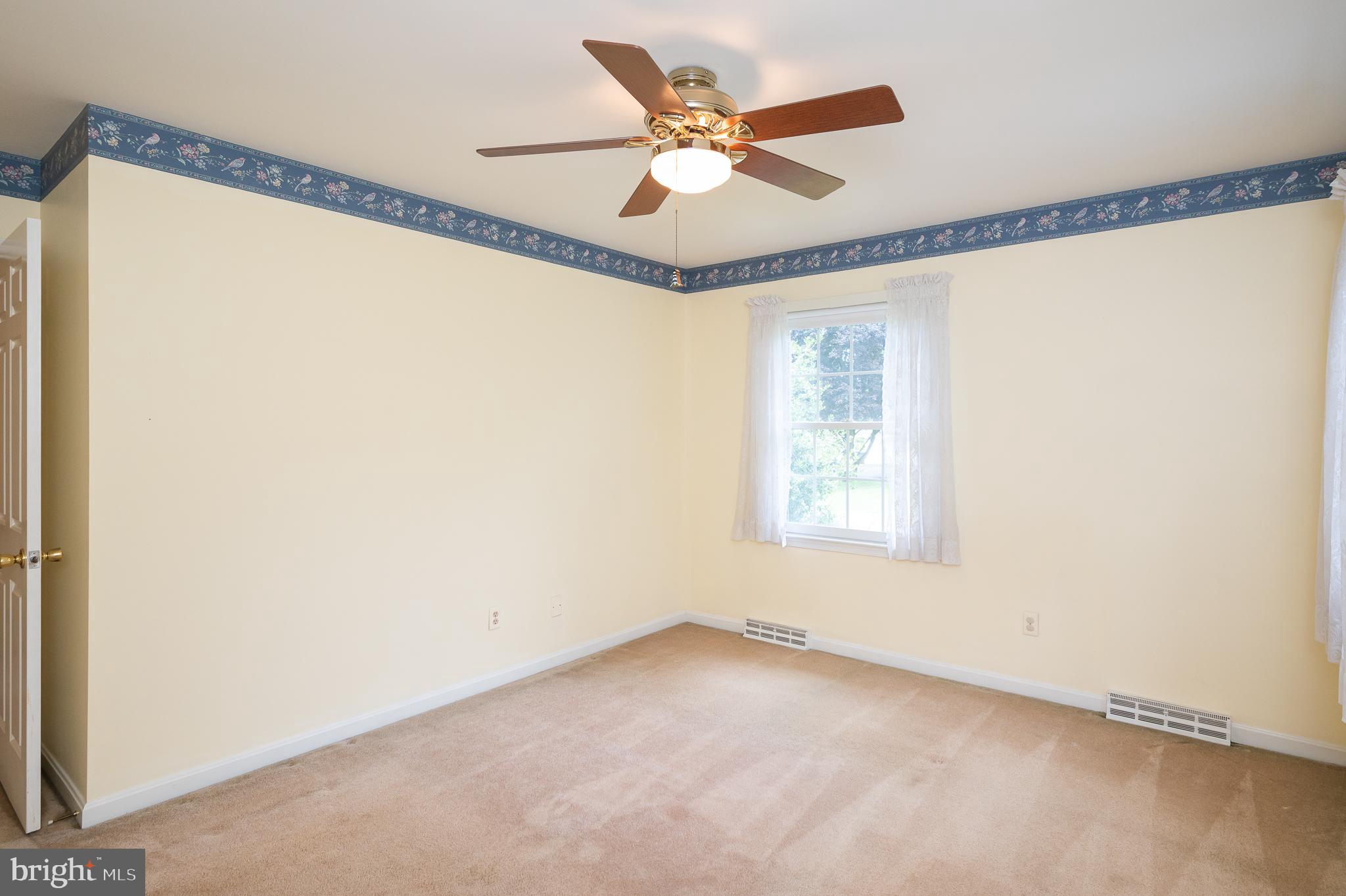 PLEASANT VIEW FARMS - Residential