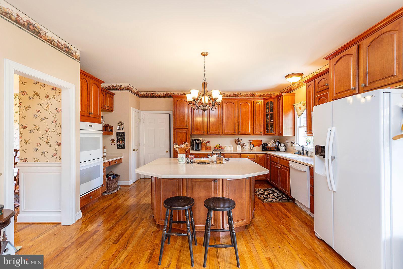 MCGUIRE HILLS - Residential