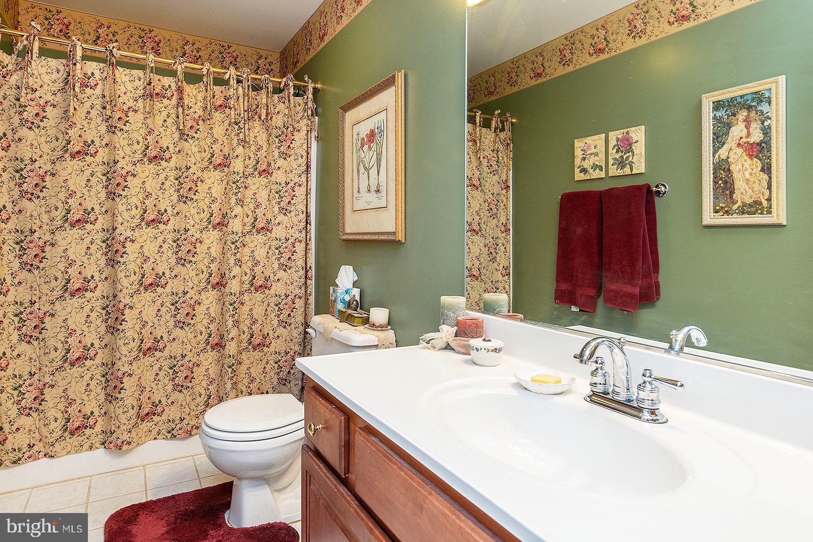 MCGUIRE HILLS - Residential