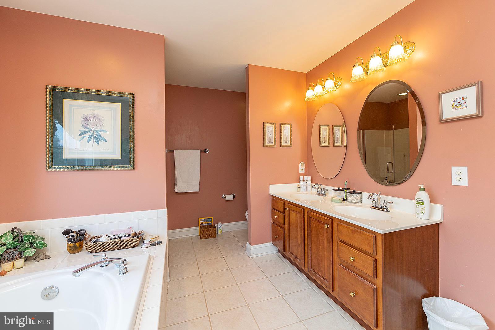 MCGUIRE HILLS - Residential