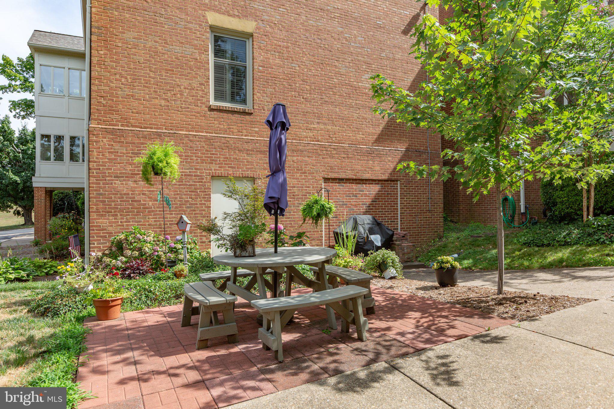 TRENCH HILL CONDOMINIUMS - Residential