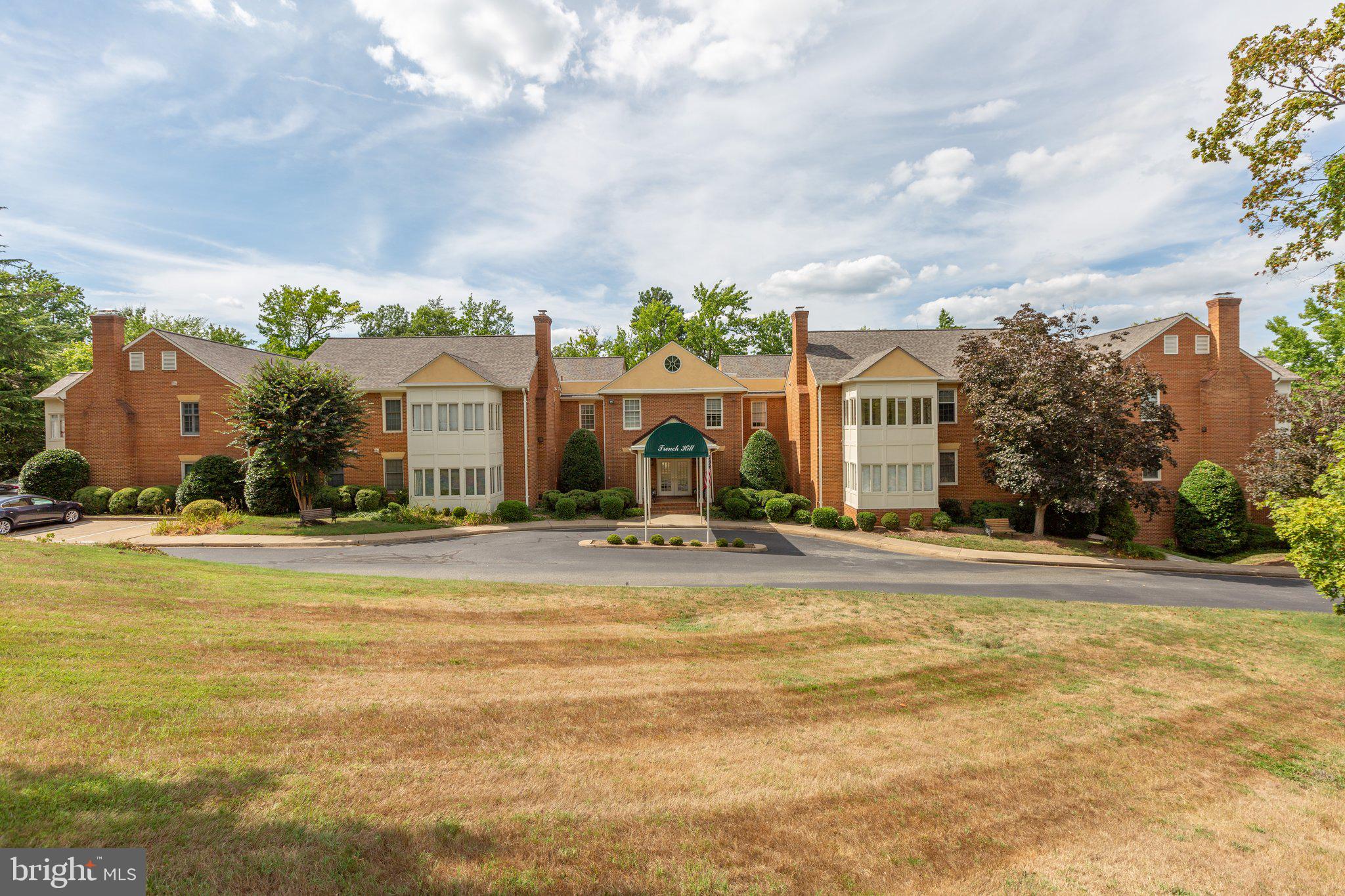 TRENCH HILL CONDOMINIUMS - Residential