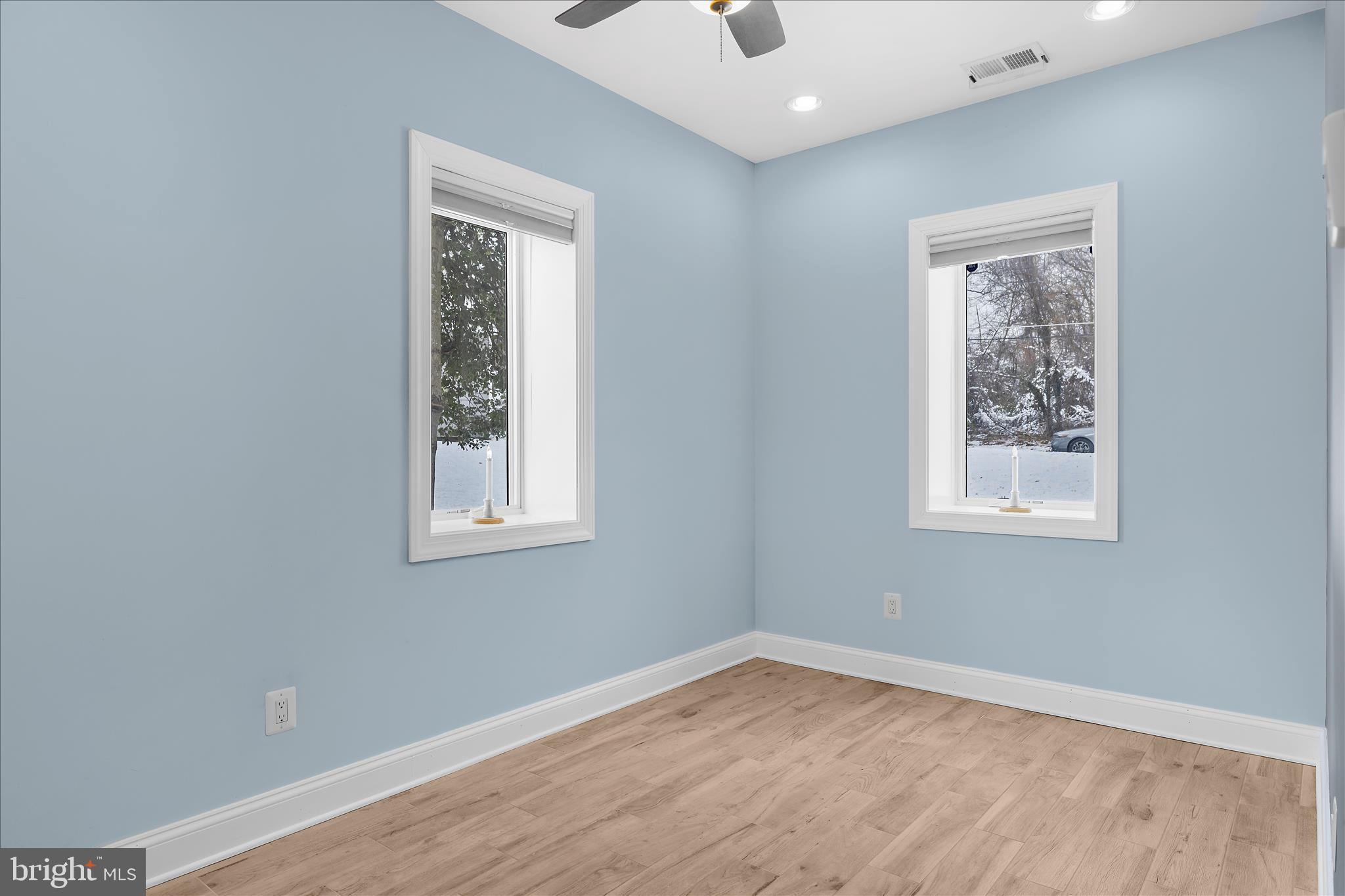 BELHAVEN BEACH - Residential