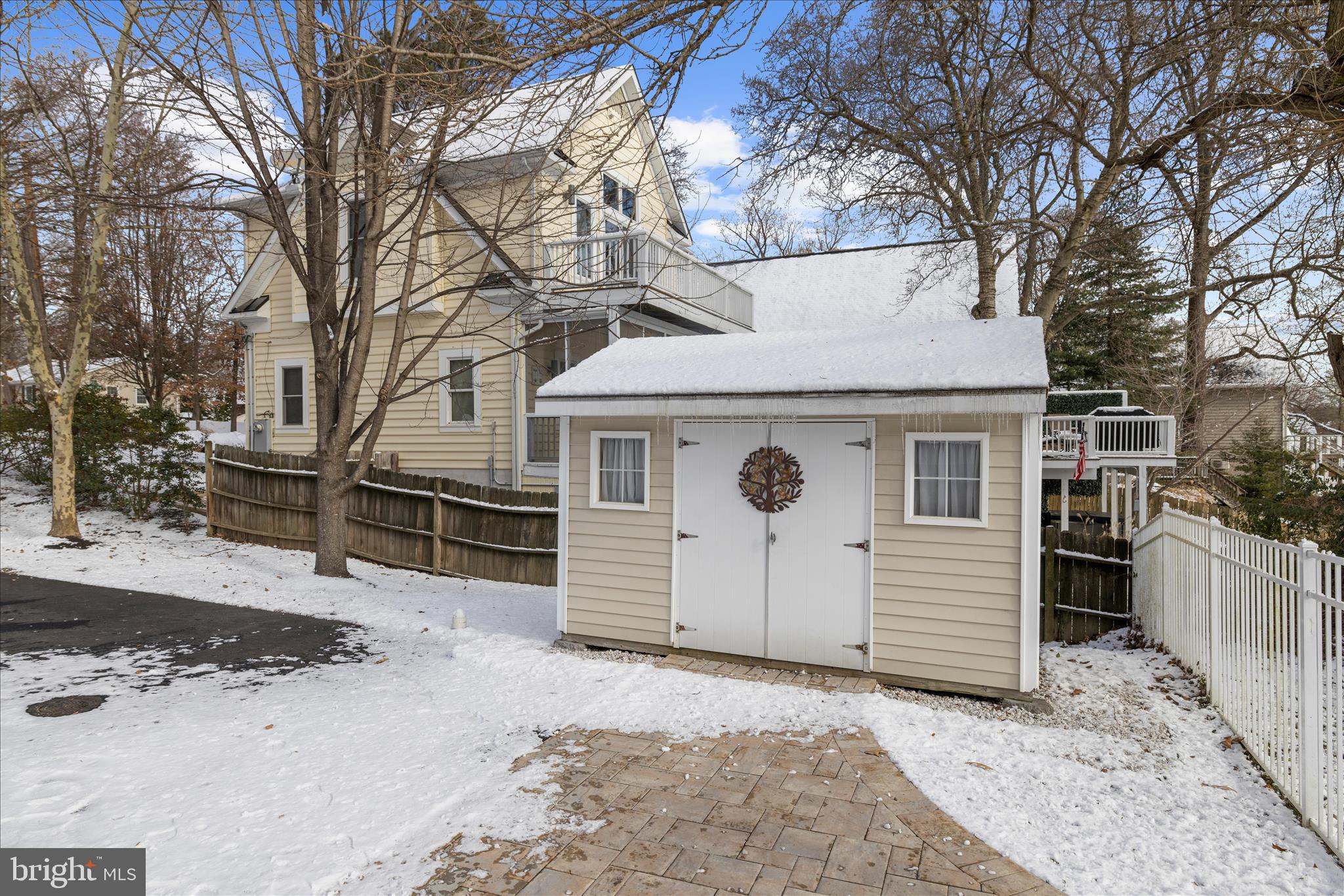 BELHAVEN BEACH - Residential