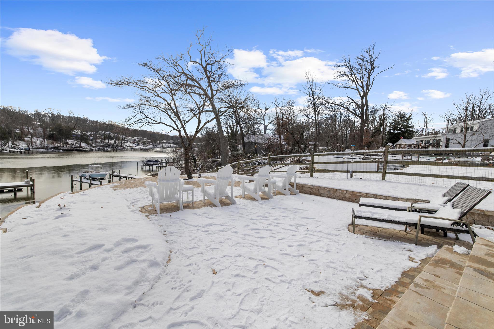 BELHAVEN BEACH - Residential
