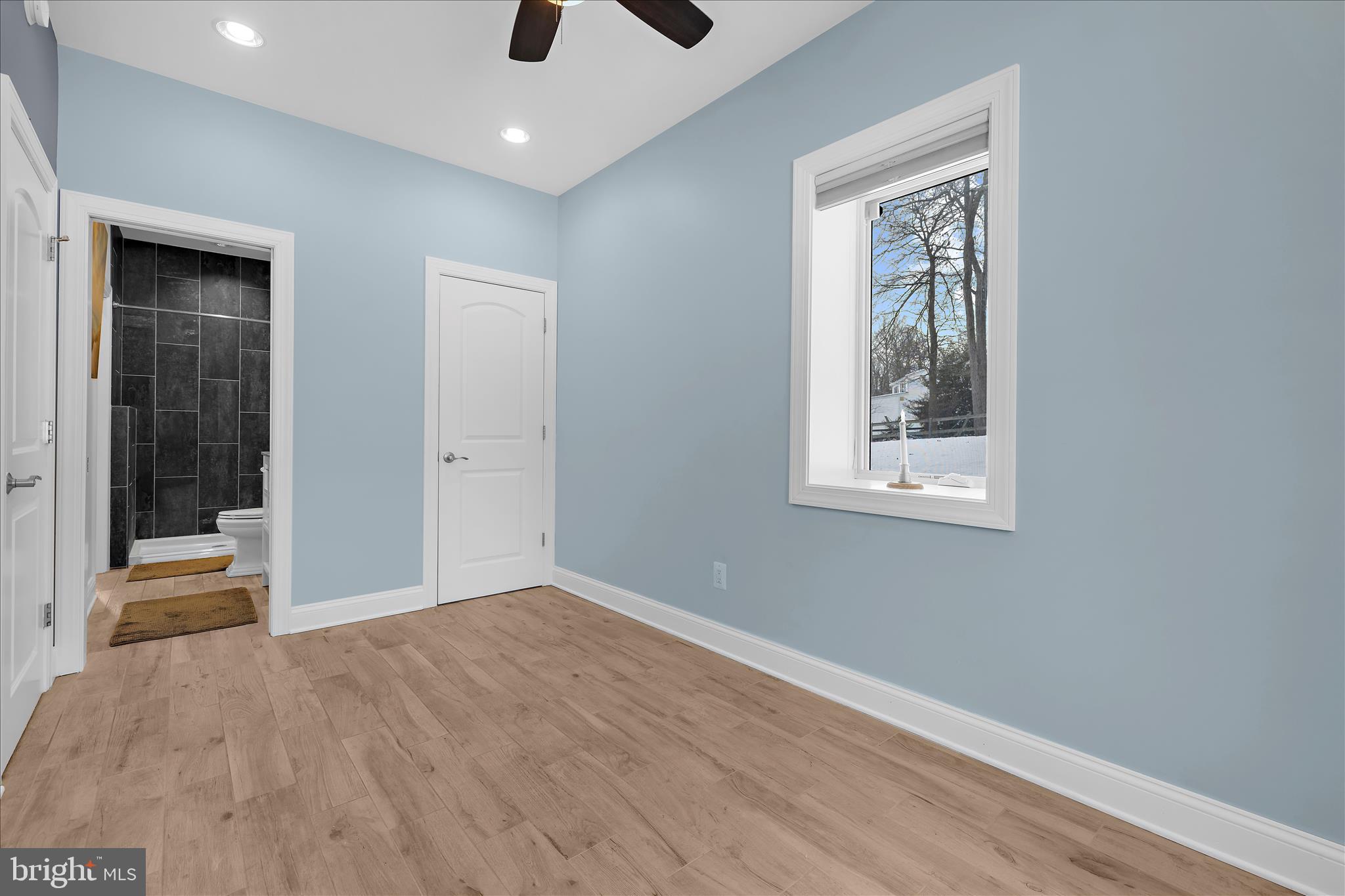 BELHAVEN BEACH - Residential