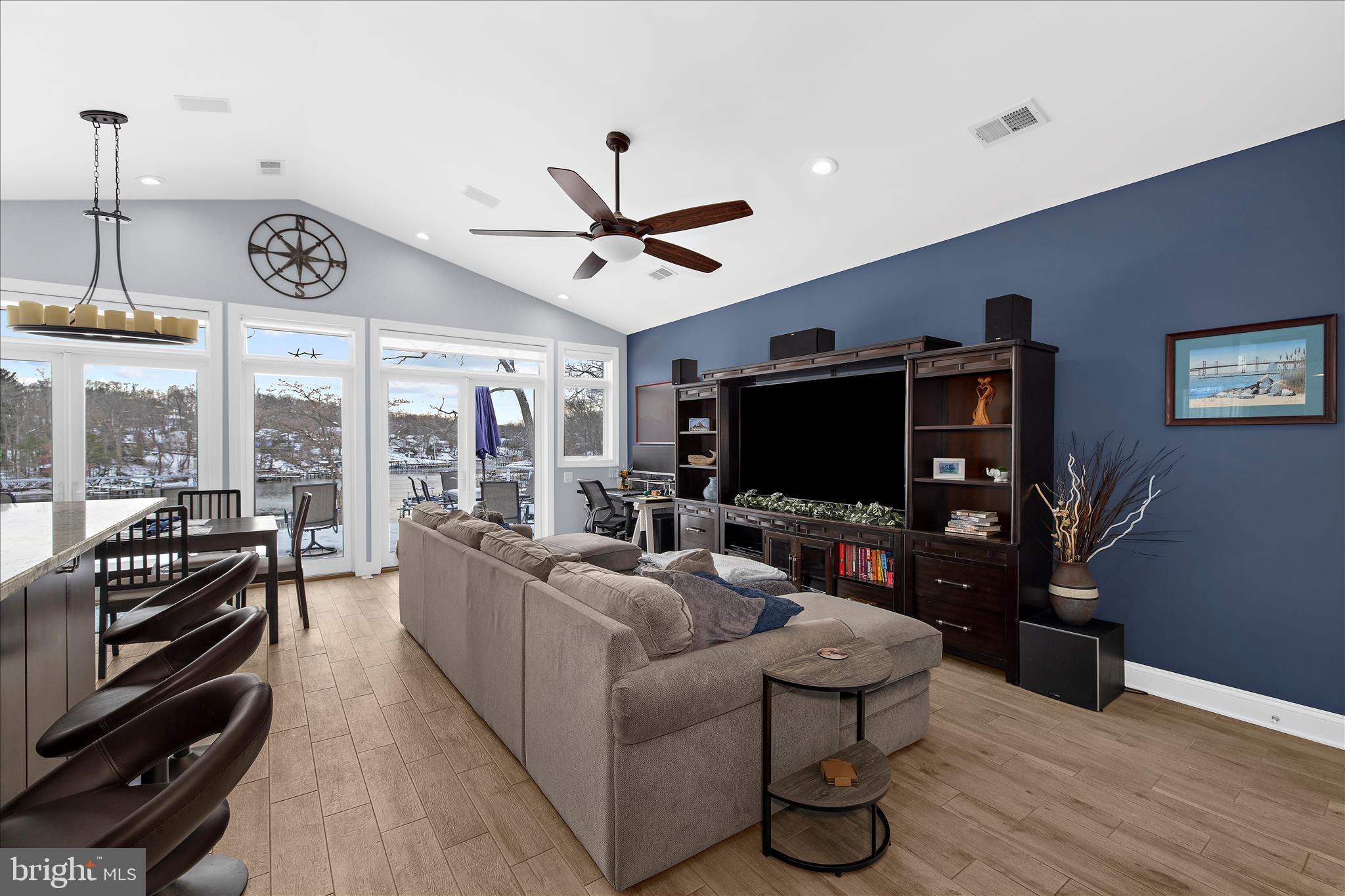 BELHAVEN BEACH - Residential