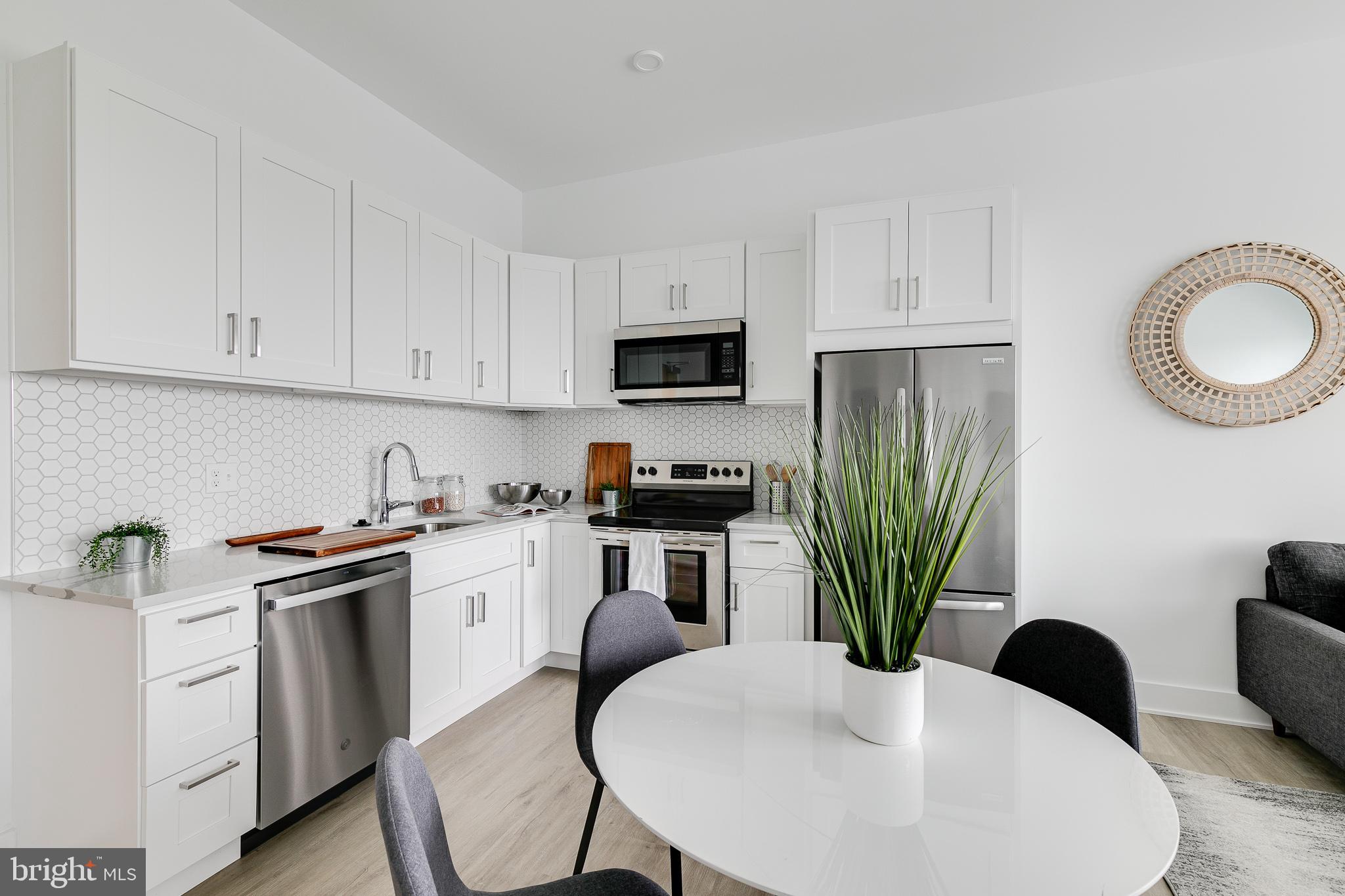 GRADUATE HOSPITAL - Residential Lease