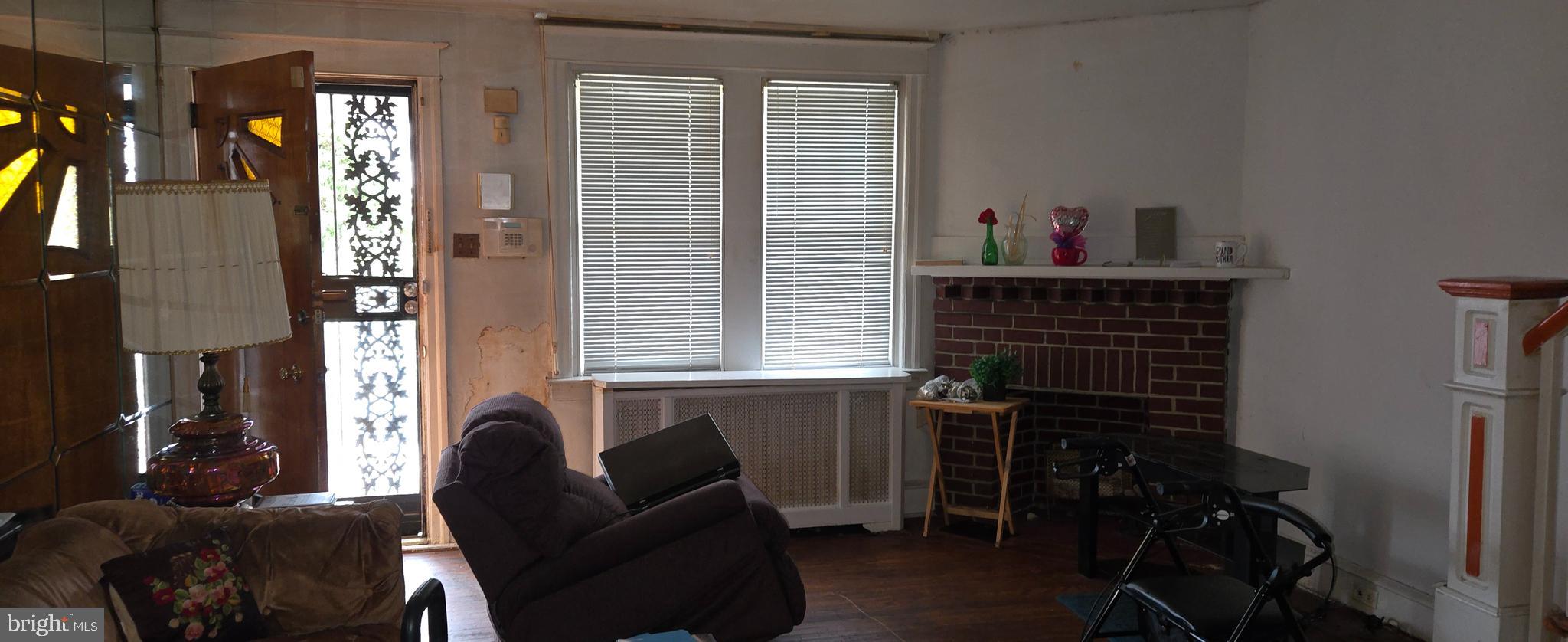 6731 N BOUVIER STREET