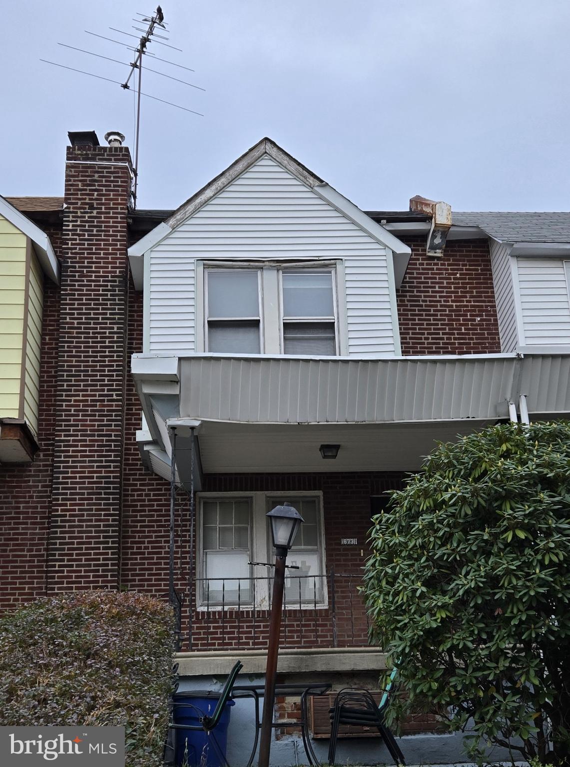 EAST OAK LANE - Residential