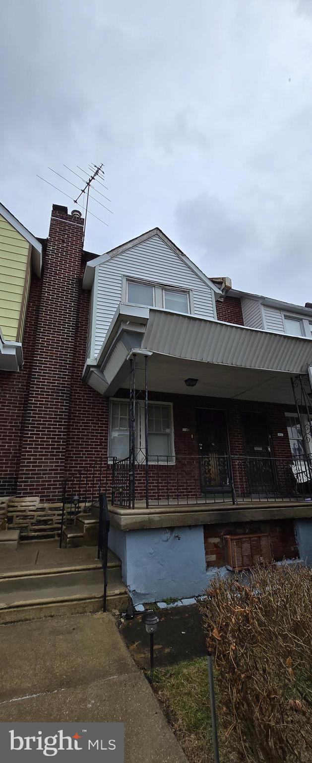 EAST OAK LANE - Residential