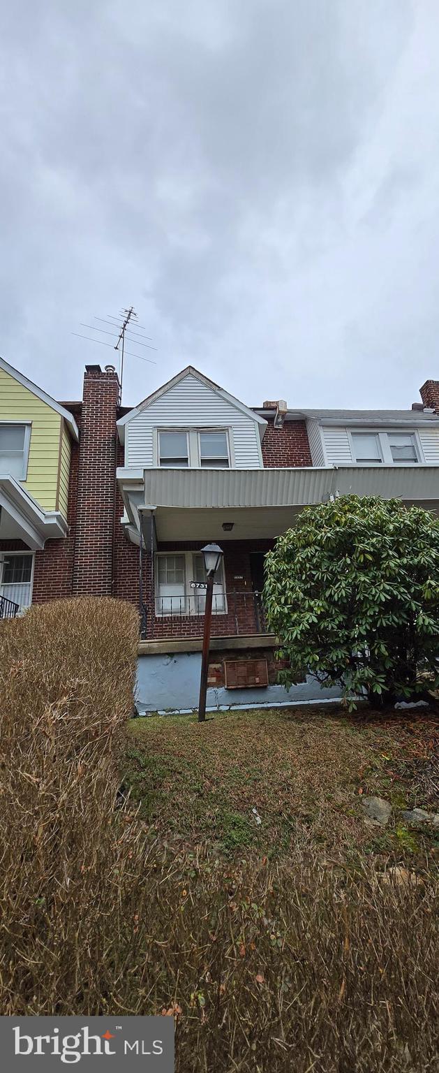 EAST OAK LANE - Residential