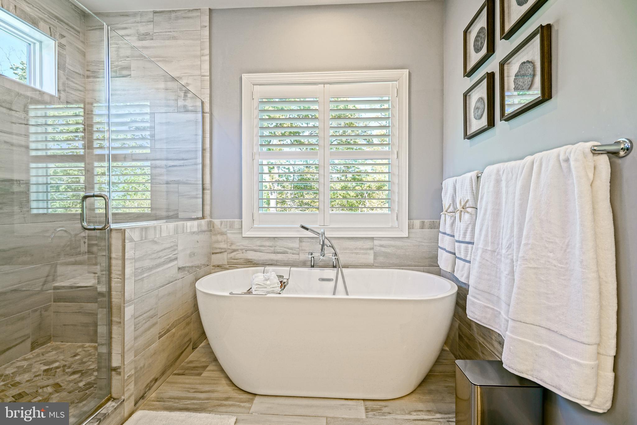 TIDEWATER LANDING - Residential