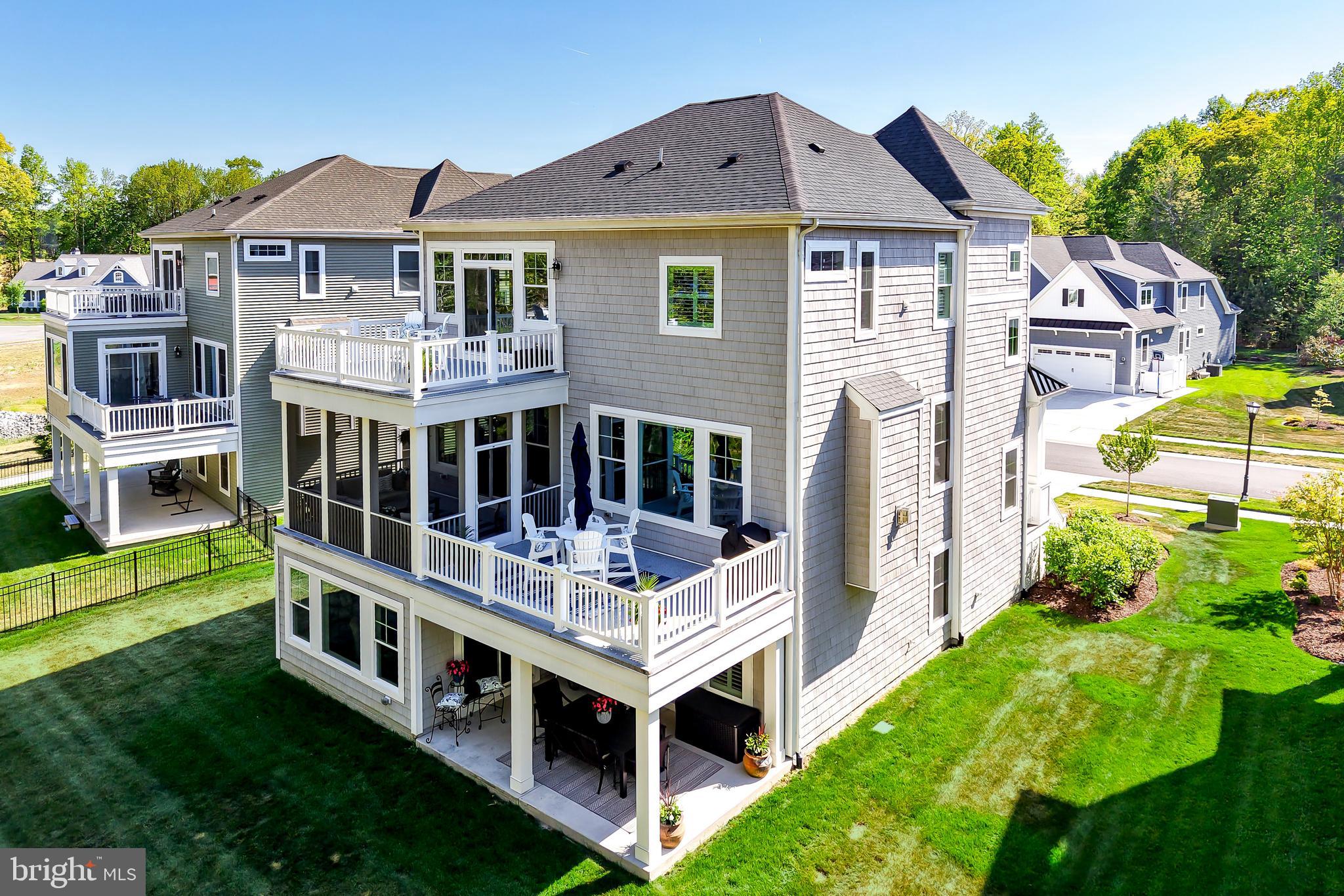 TIDEWATER LANDING - Residential