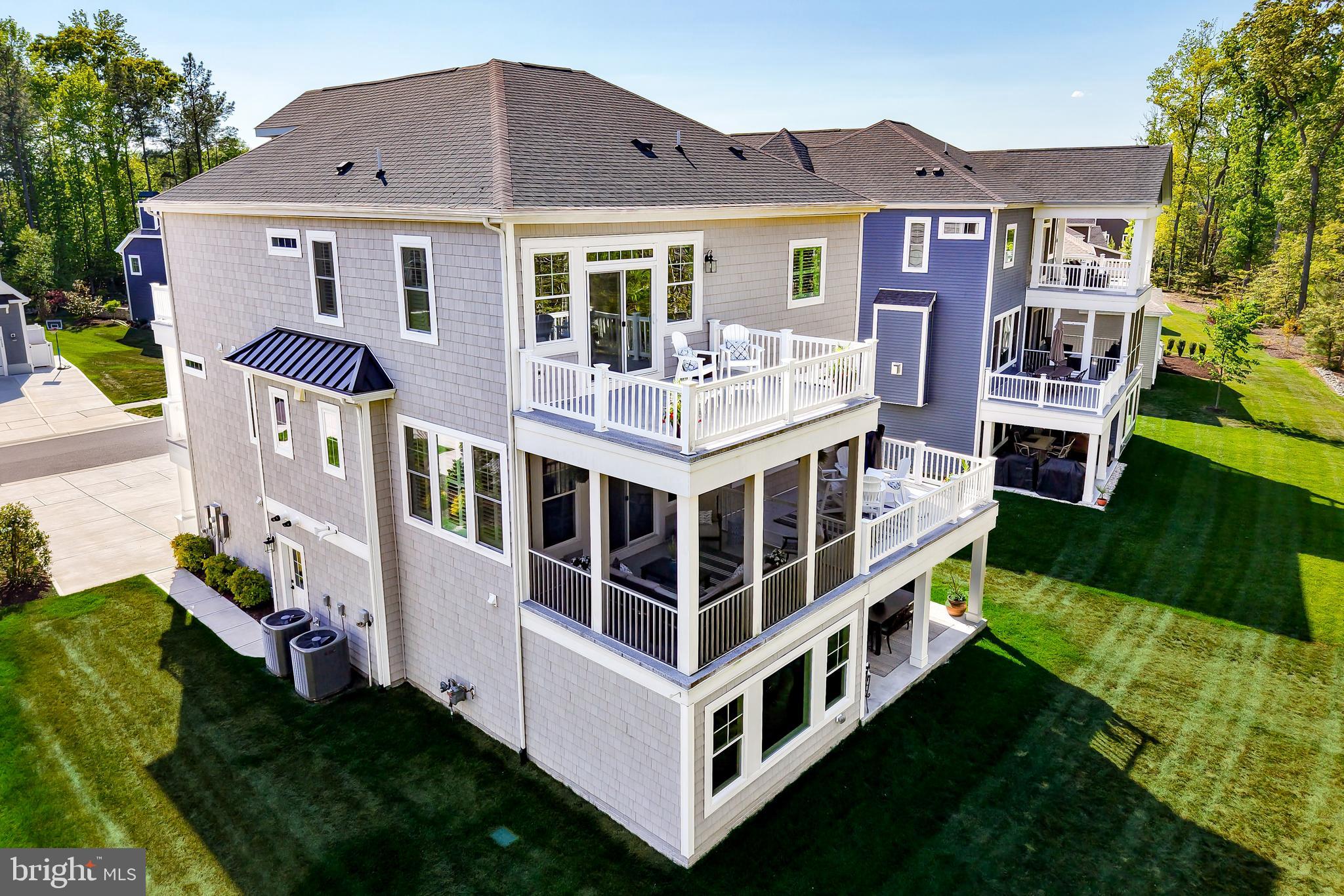 TIDEWATER LANDING - Residential