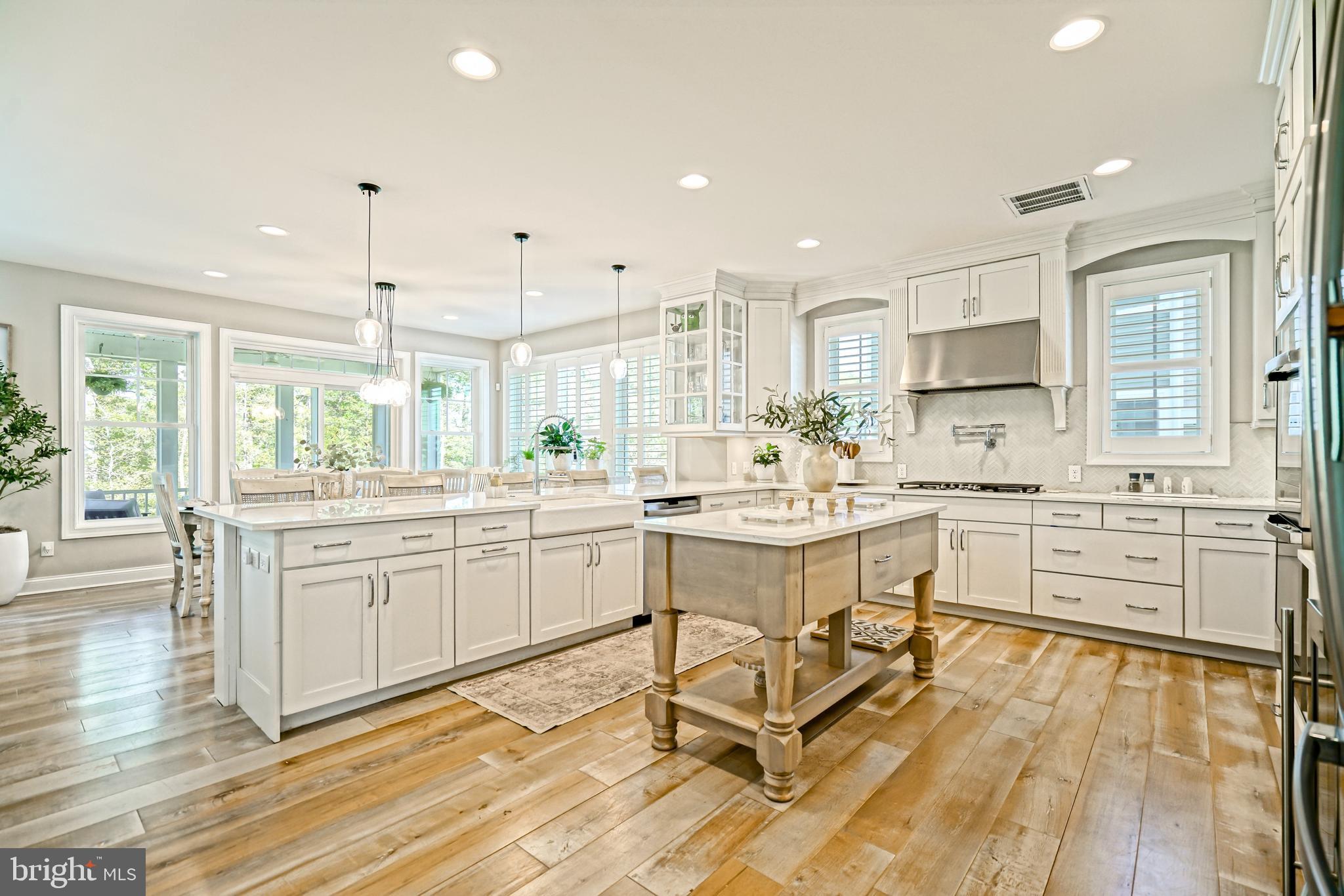 TIDEWATER LANDING - Residential