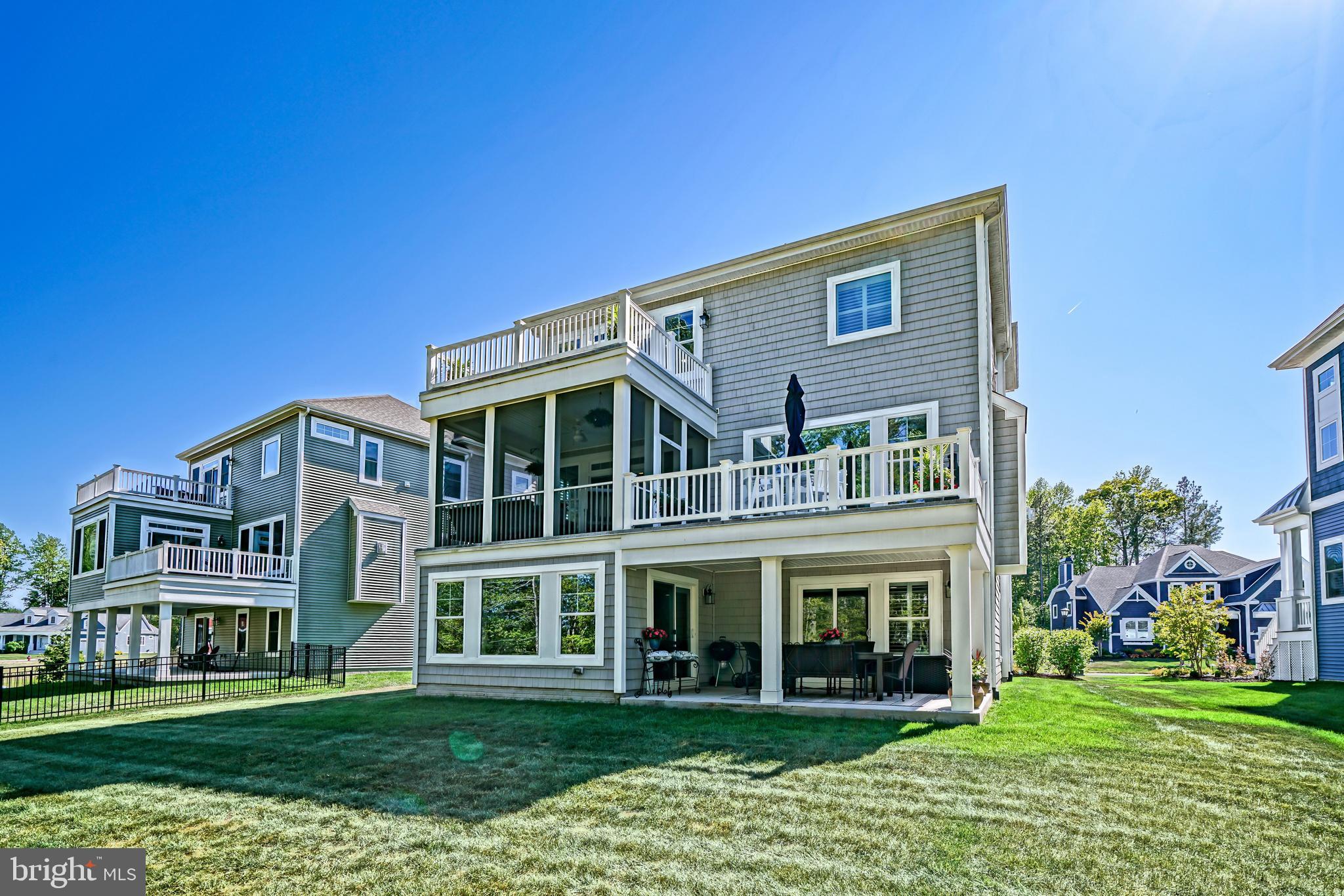 TIDEWATER LANDING - Residential