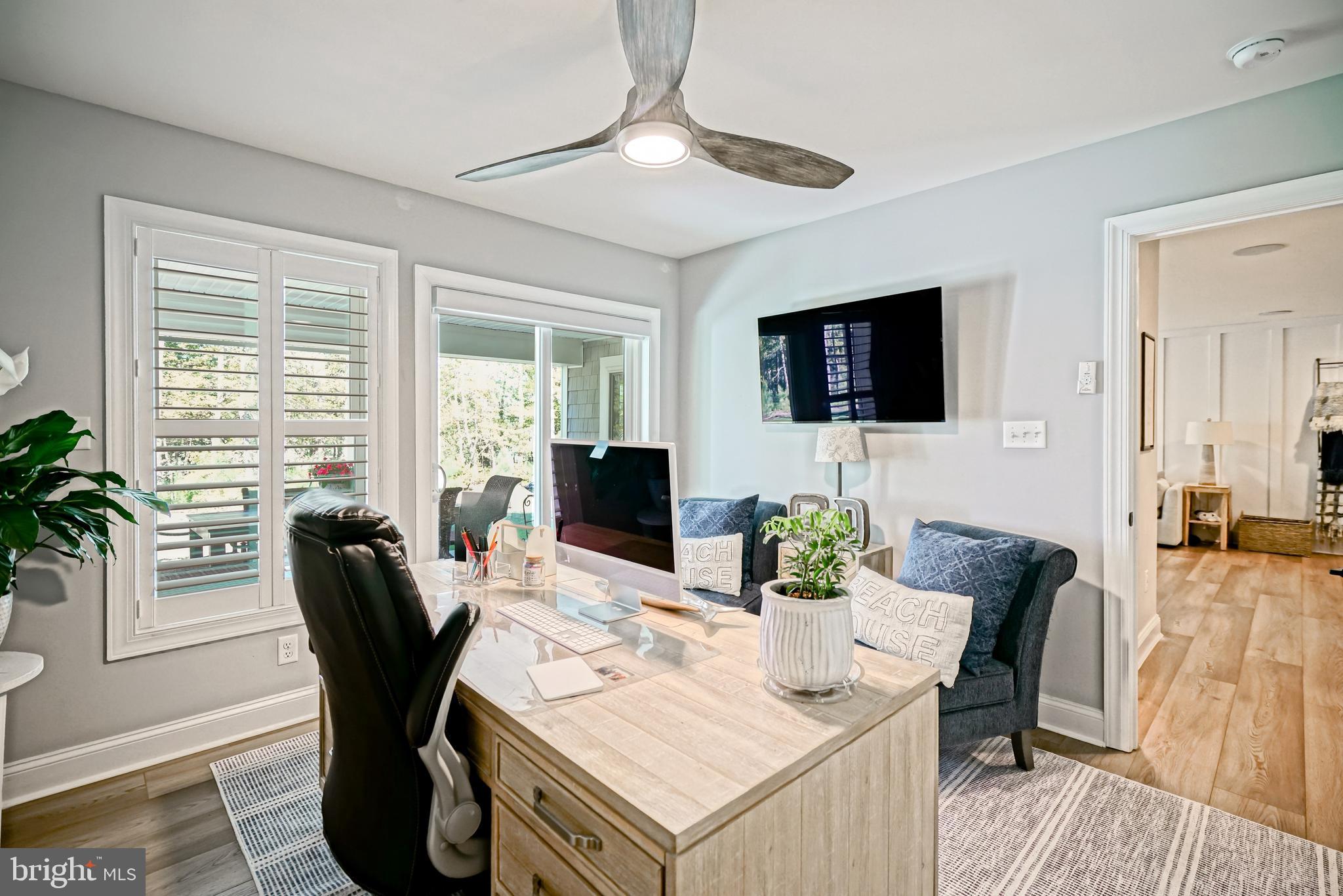 TIDEWATER LANDING - Residential