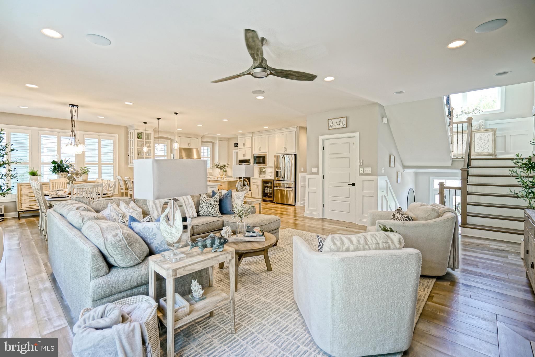 TIDEWATER LANDING - Residential